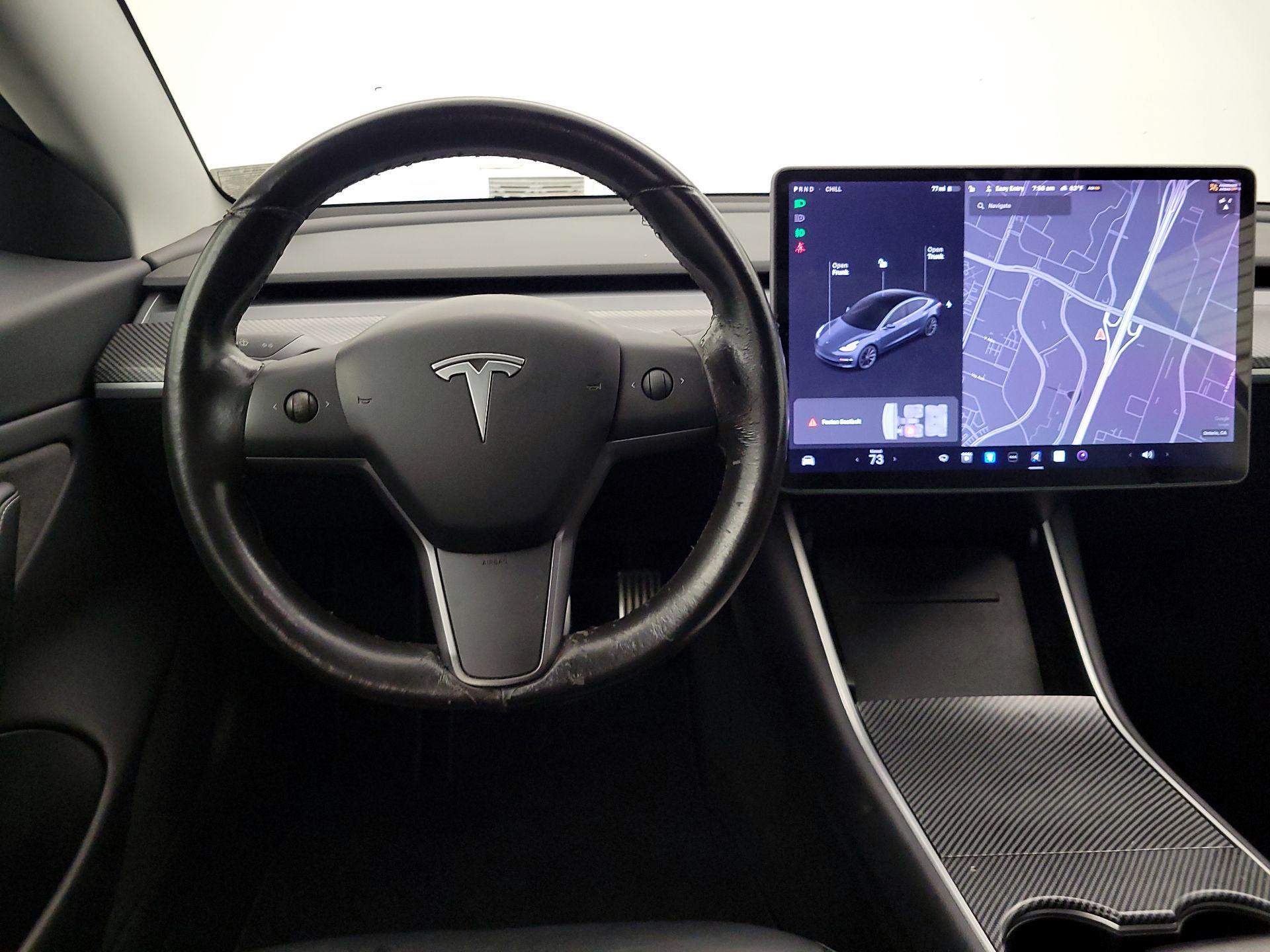 Thumbnail: 2020 Tesla Model 3 - 10
