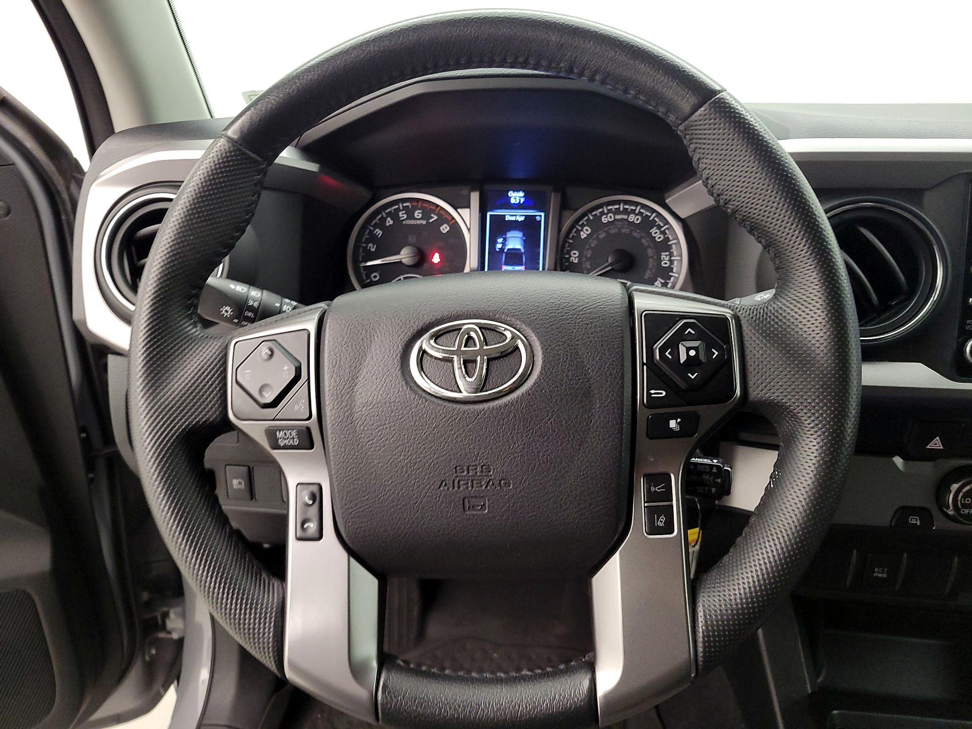 Thumbnail: 2021 Toyota Tacoma - 10