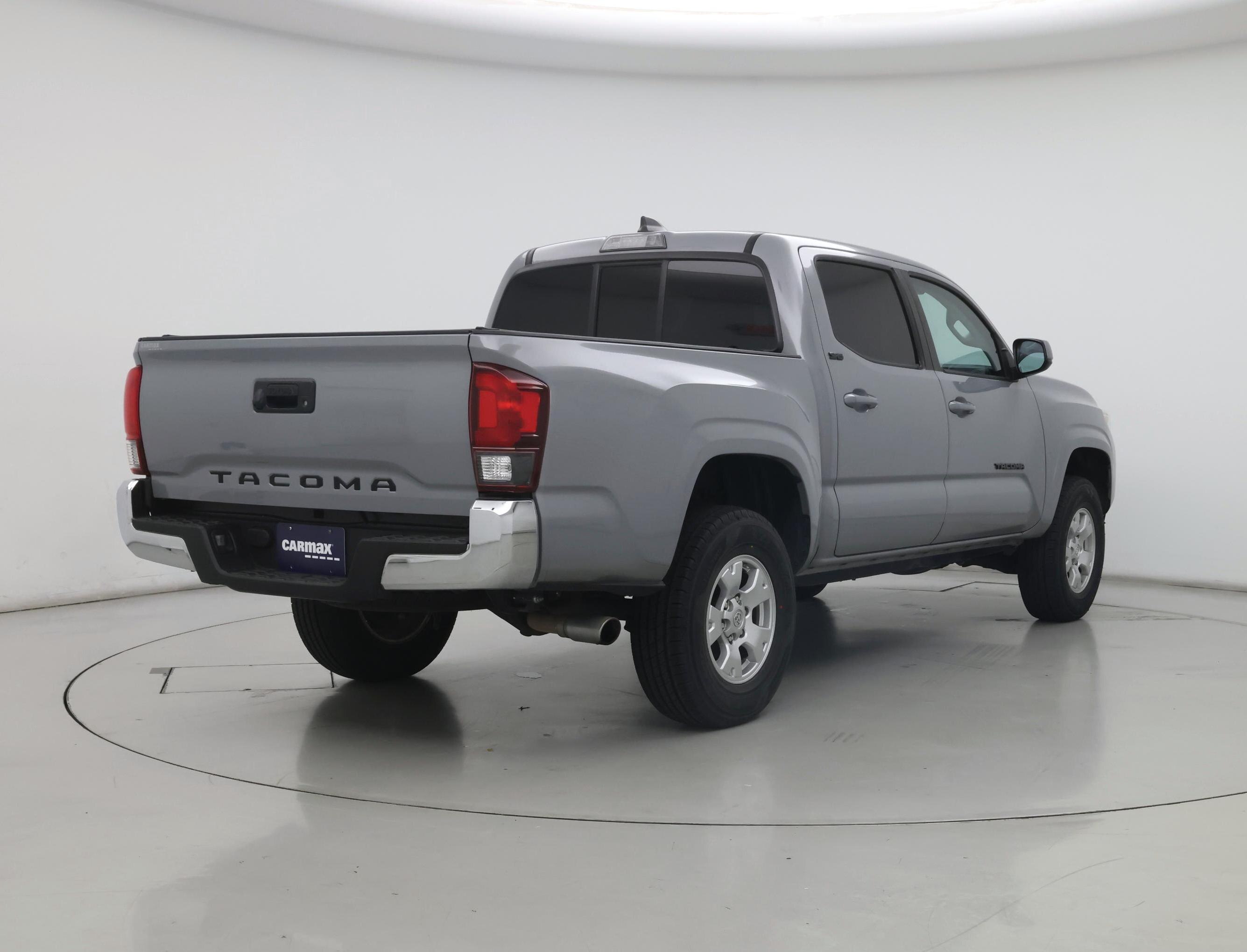 Thumbnail: 2021 Toyota Tacoma - 8
