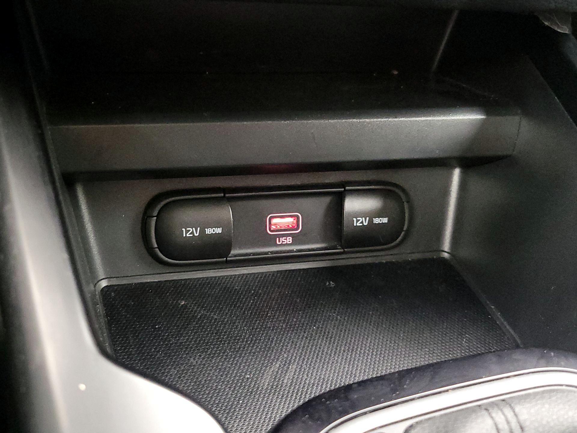 Thumbnail: 2021 Kia Soul - 18