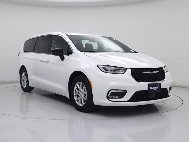 White 2026 Chrysler Pacifica Select FWD Minivan Front-Wheel Drive Automatic