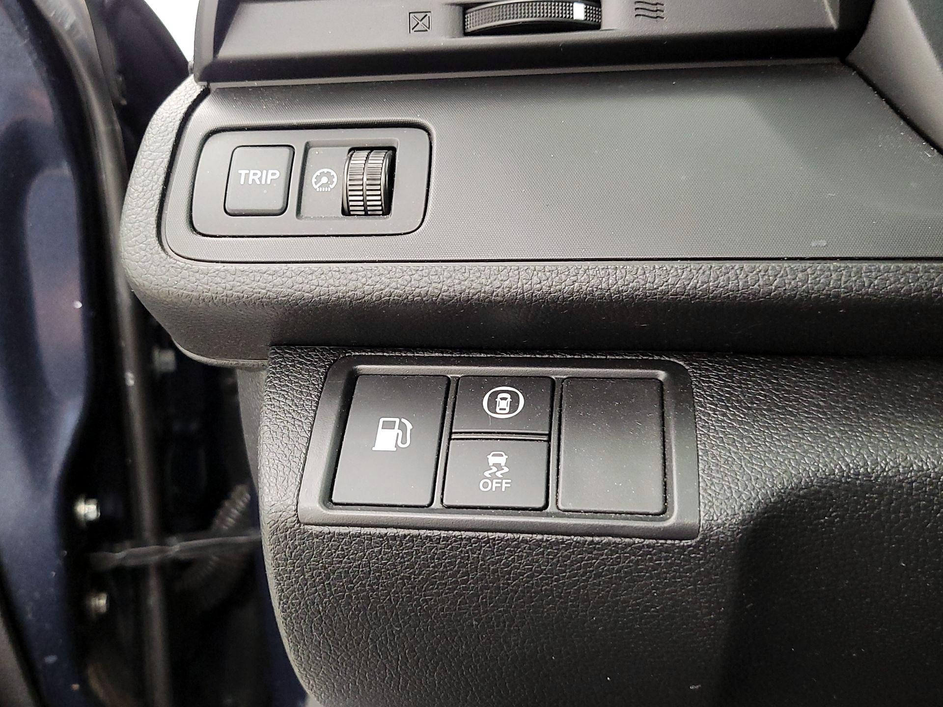 Thumbnail: 2020 Honda Insight - 13