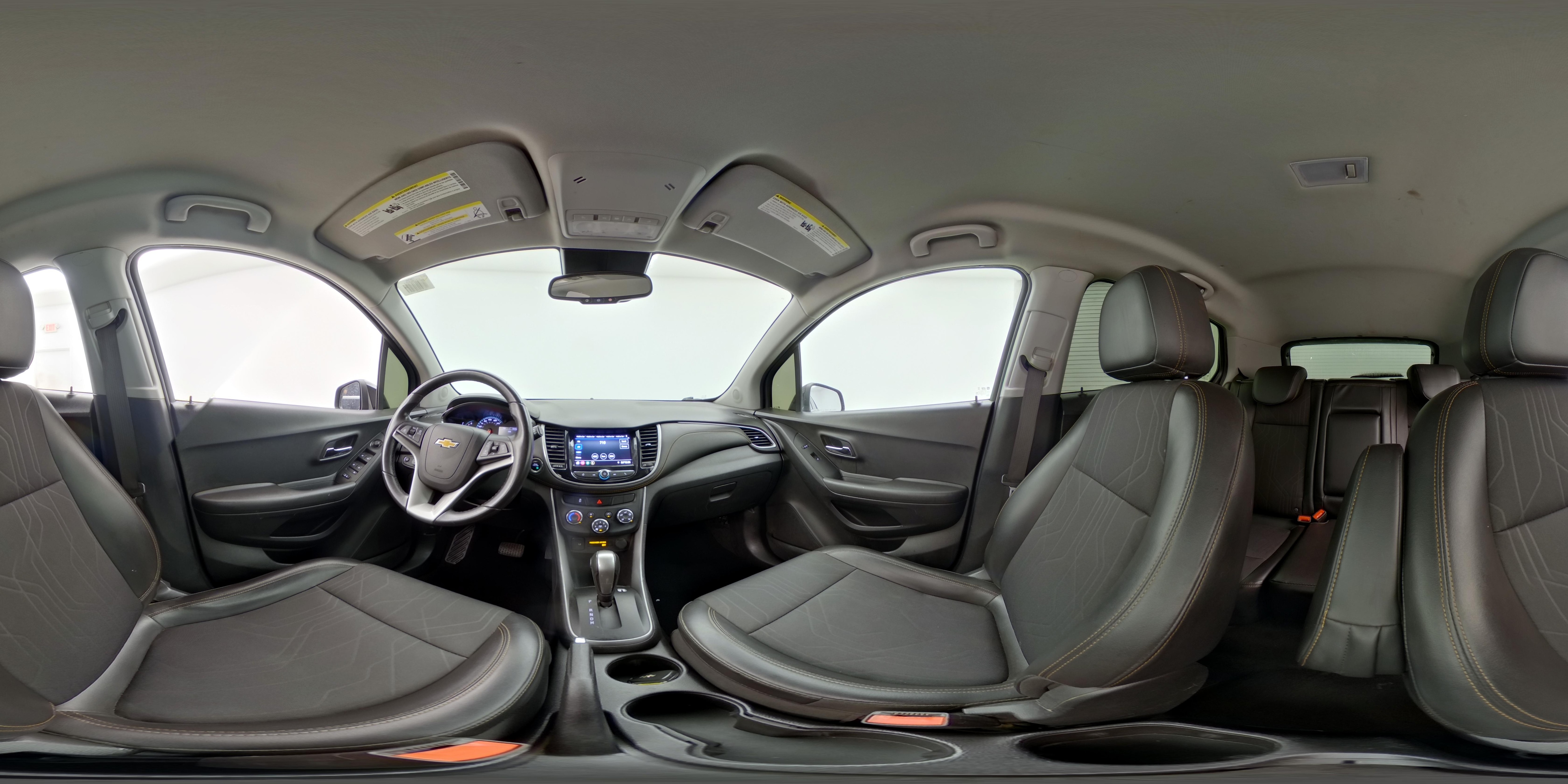 2020 Chevrolet Trax LT - Photo 25