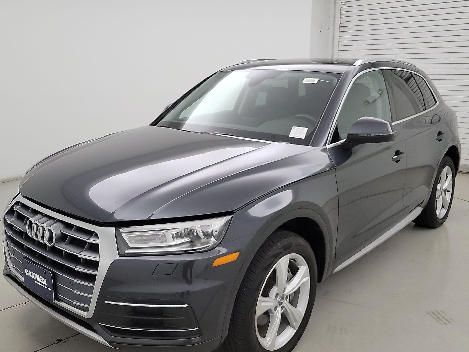 Thumbnail: 2020 Audi Q5 - 3