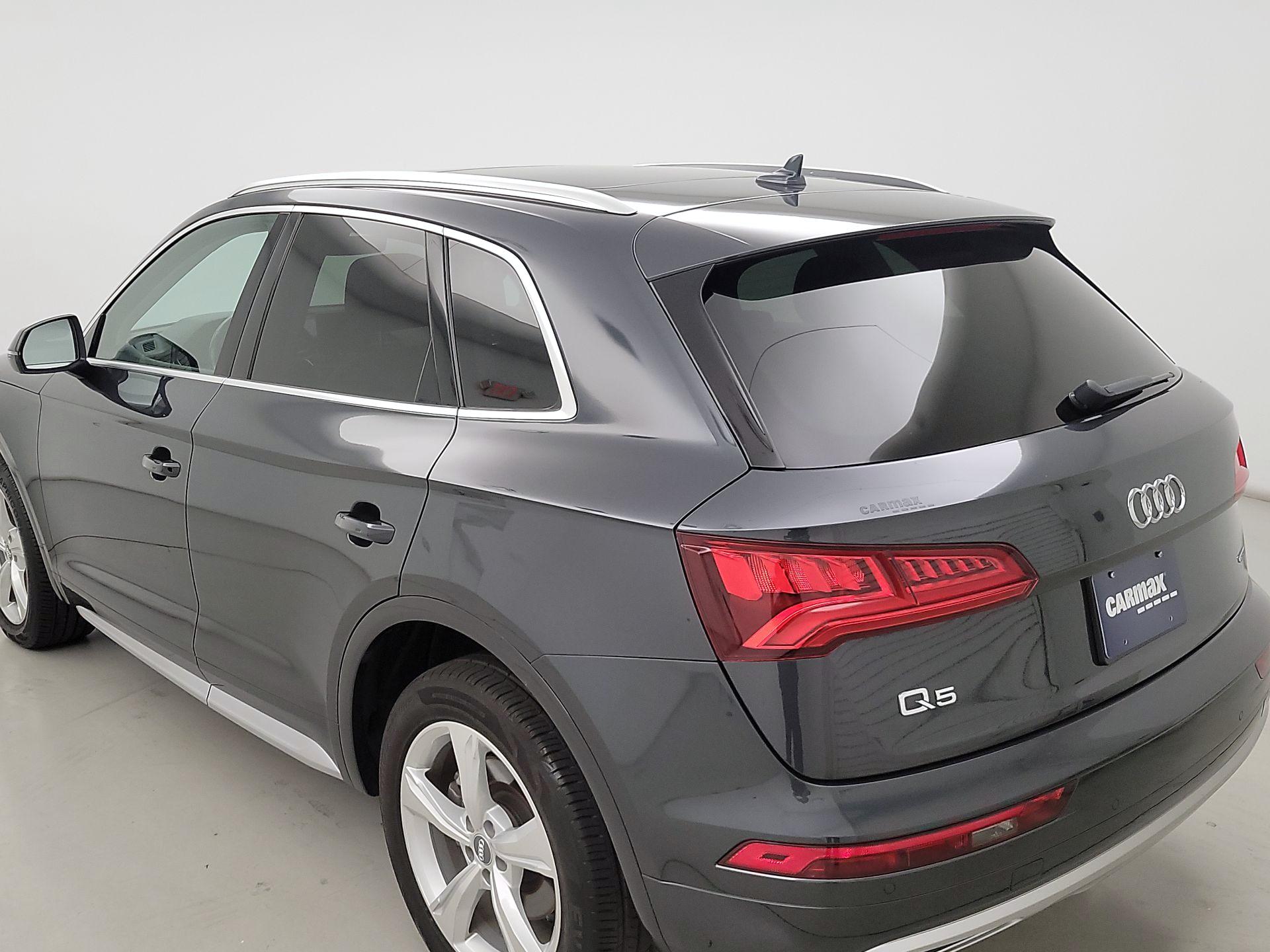 Thumbnail: 2020 Audi Q5 - 7
