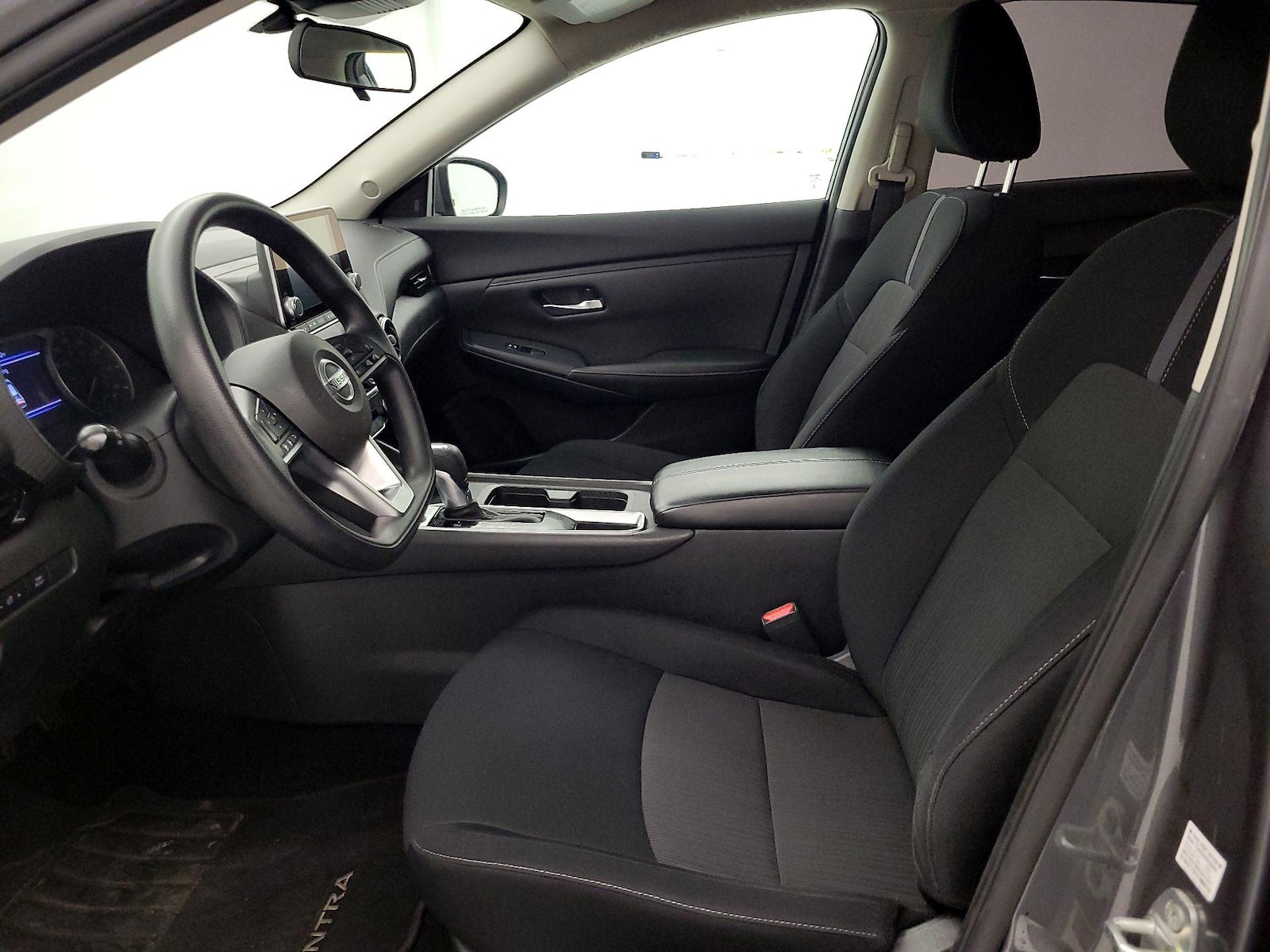 2023 Nissan Sentra SV - Photo 12