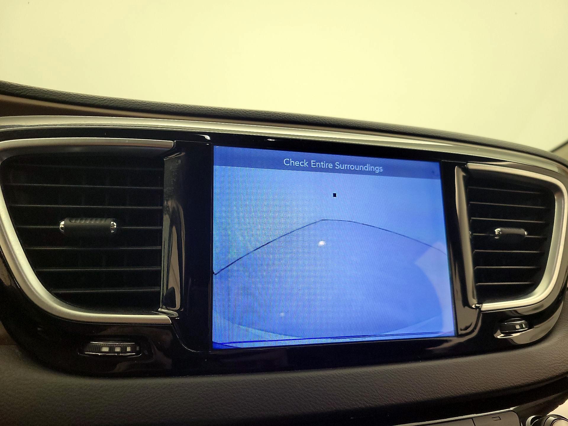 Thumbnail: 2017 Chrysler Pacifica - 14