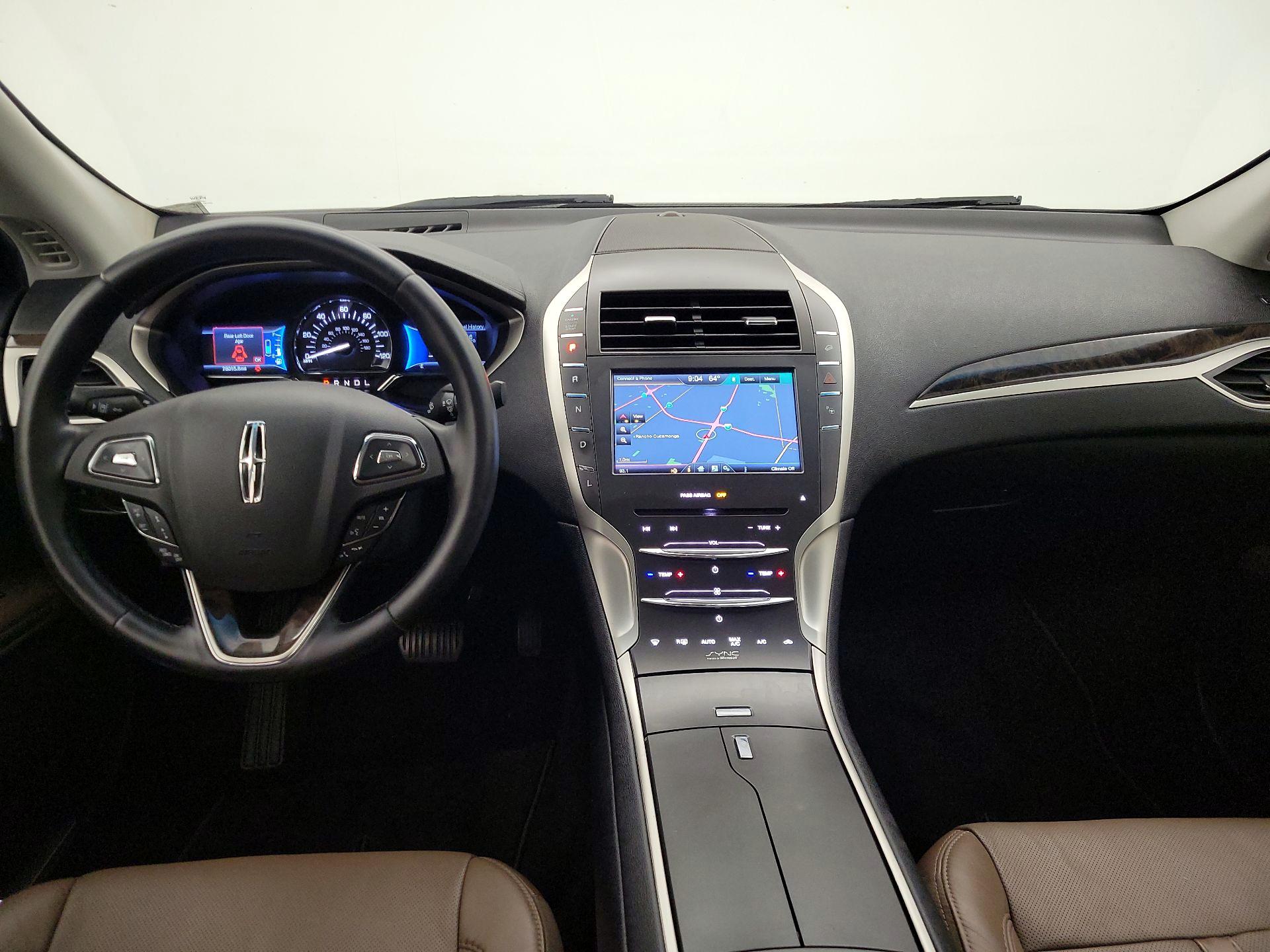 Thumbnail: 2015 Lincoln MKZ - 9