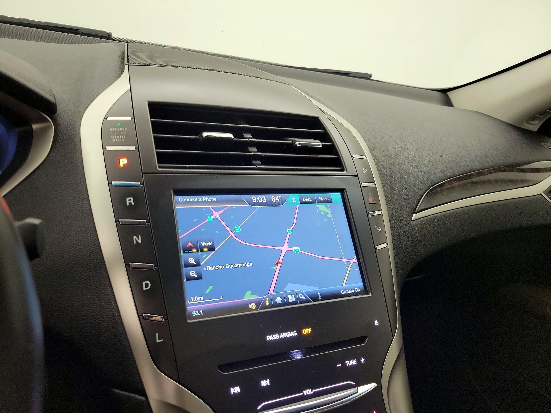 Thumbnail: 2015 Lincoln MKZ - 14