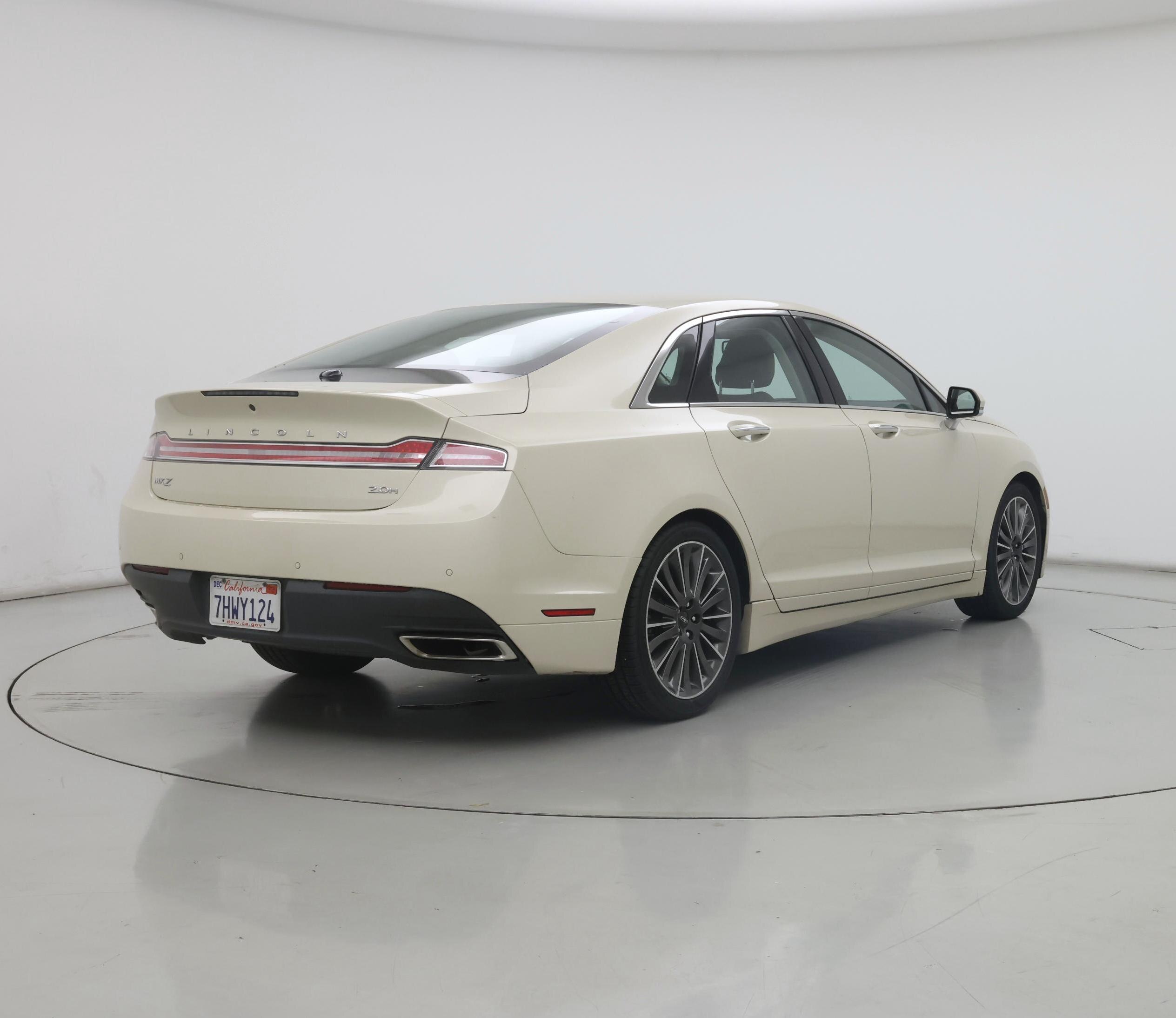 Thumbnail: 2015 Lincoln MKZ - 8