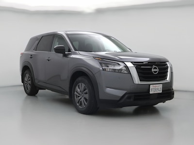 2025 Nissan Pathfinder S