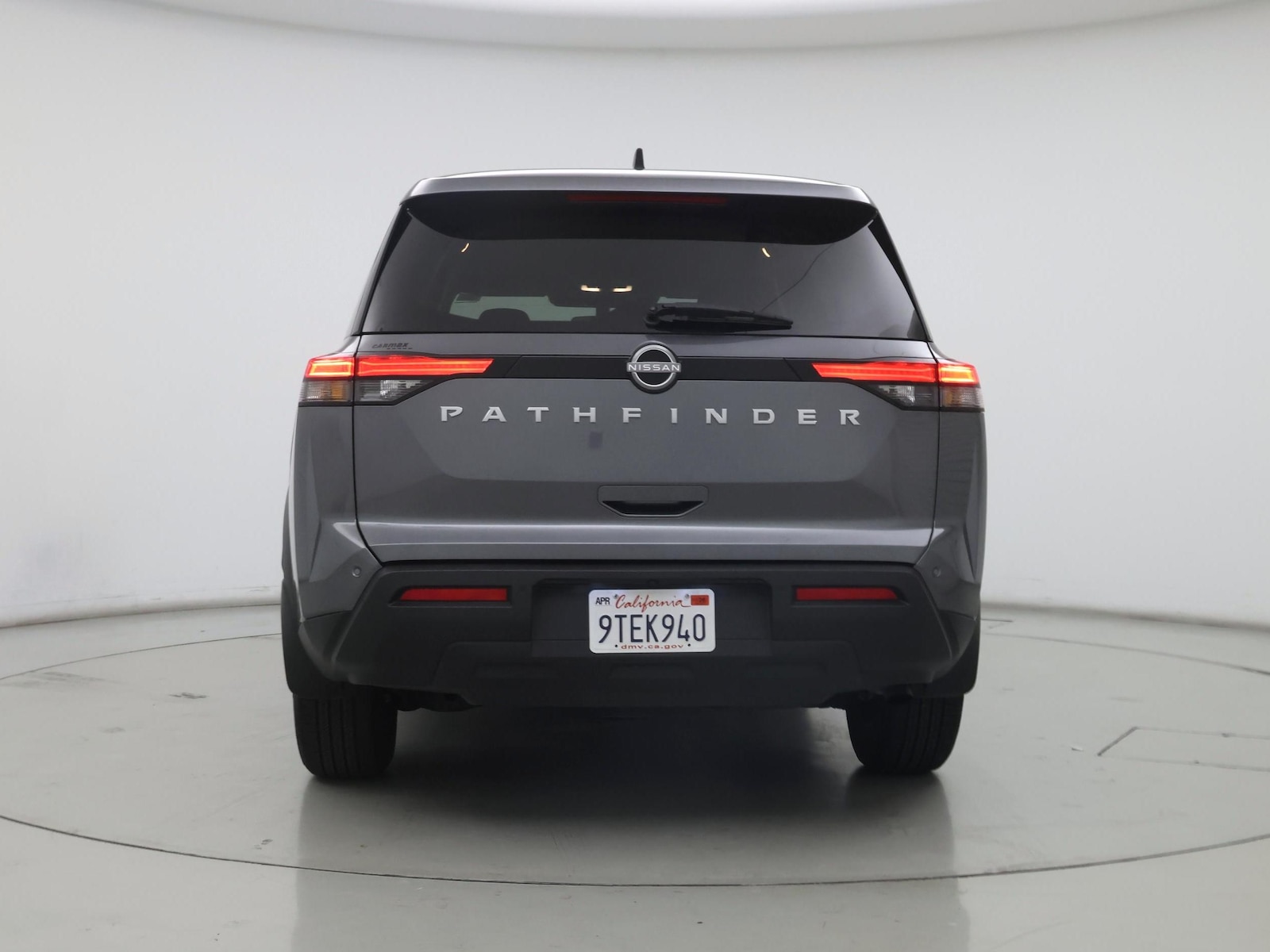 2025 Nissan Pathfinder S - Photo 7