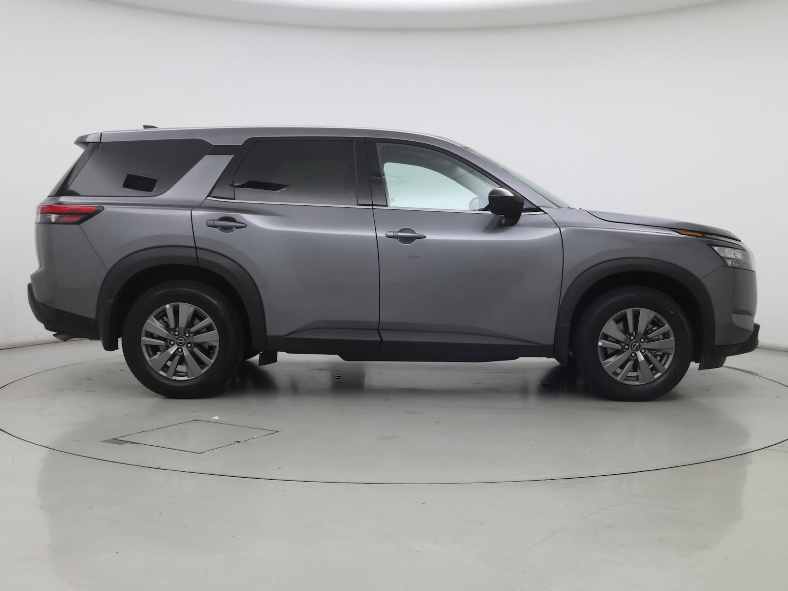 2025 Nissan Pathfinder S - Photo 8