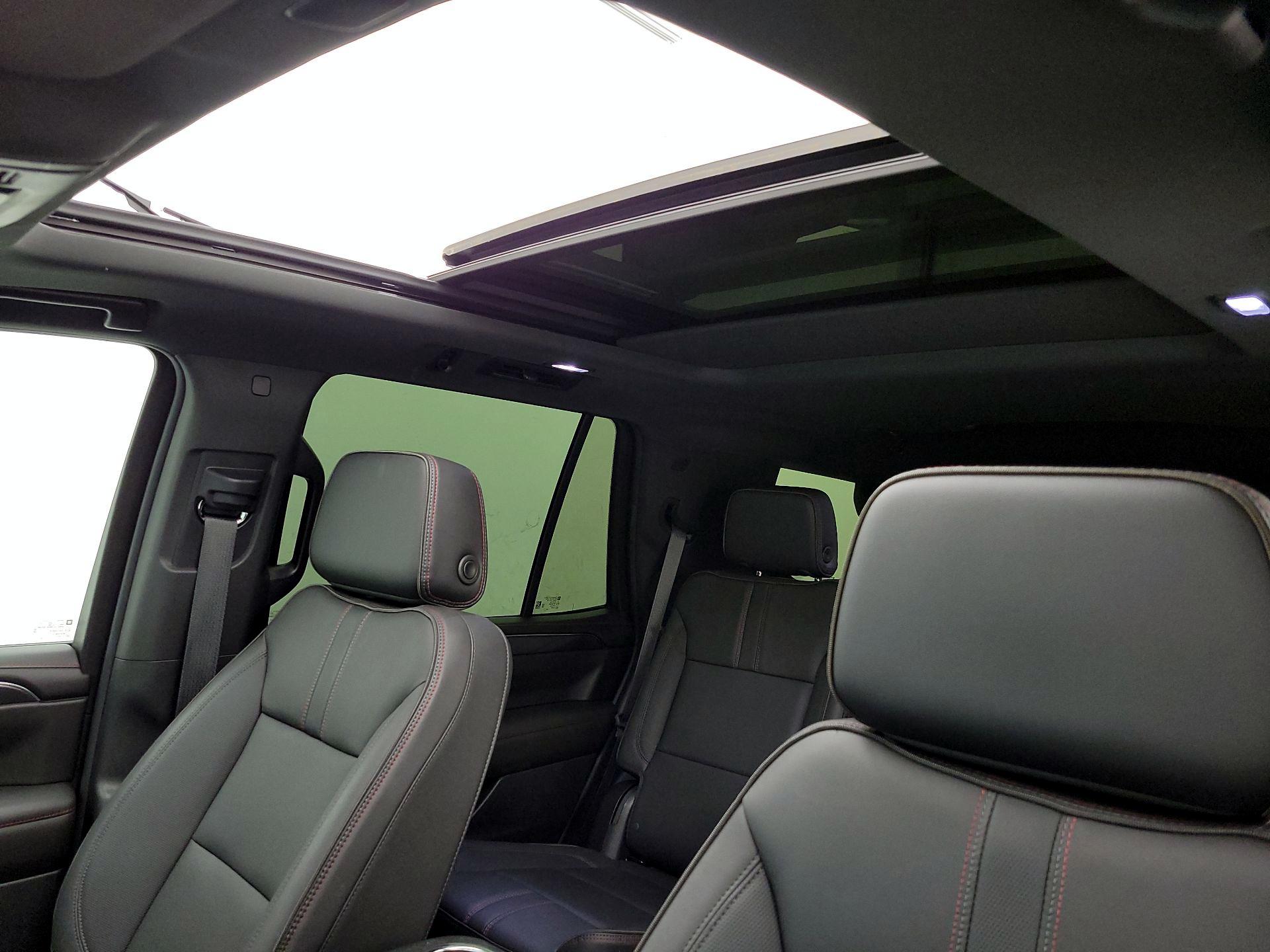 Thumbnail: 2024 Chevrolet Tahoe - 20