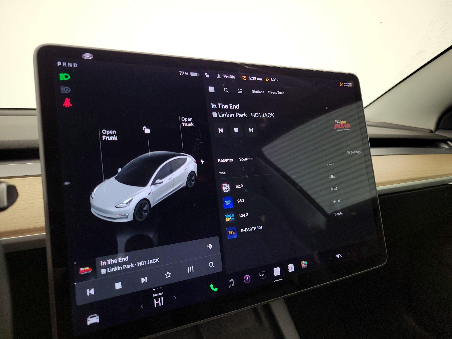 Thumbnail: 2021 Tesla Model 3 - 15