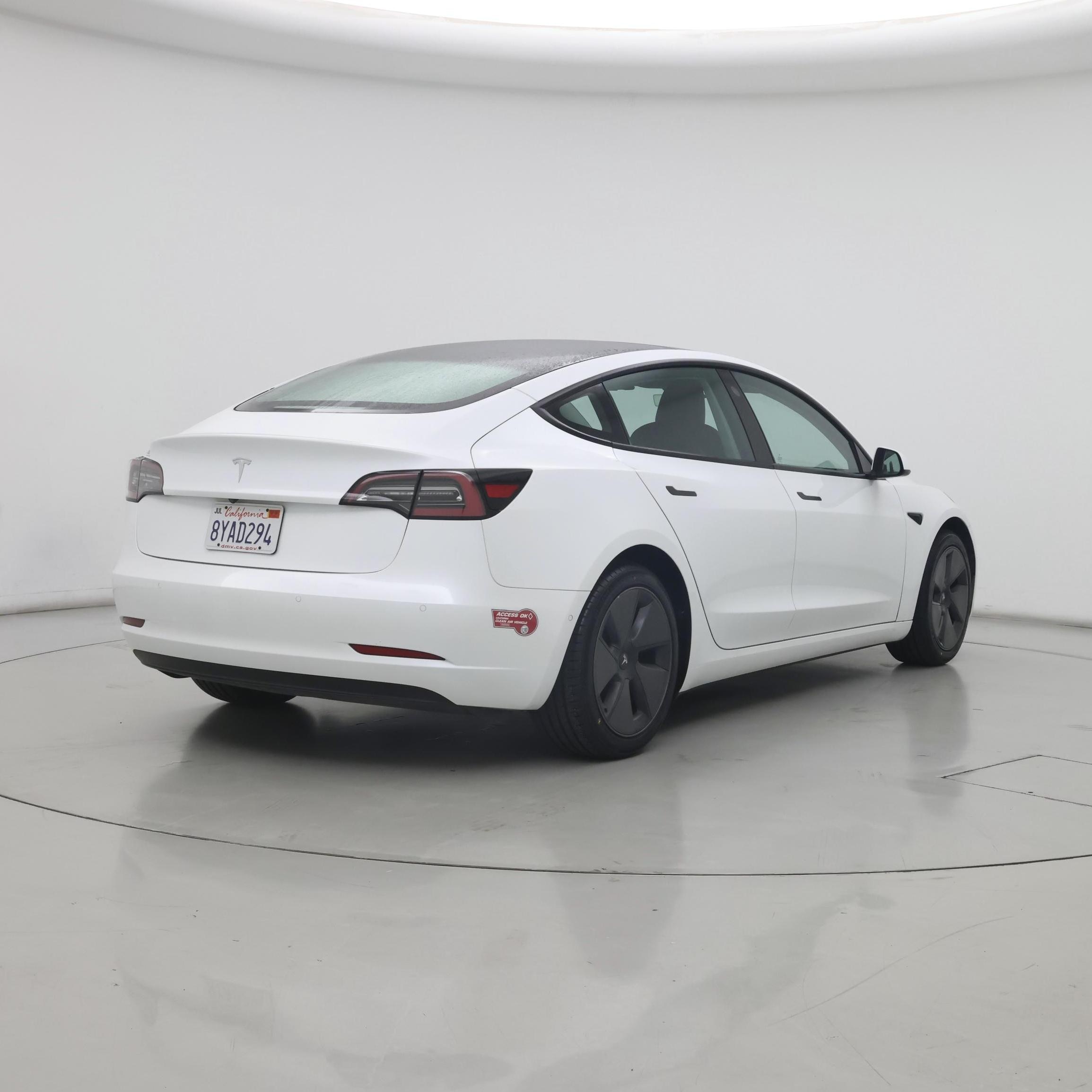 Thumbnail: 2021 Tesla Model 3 - 8