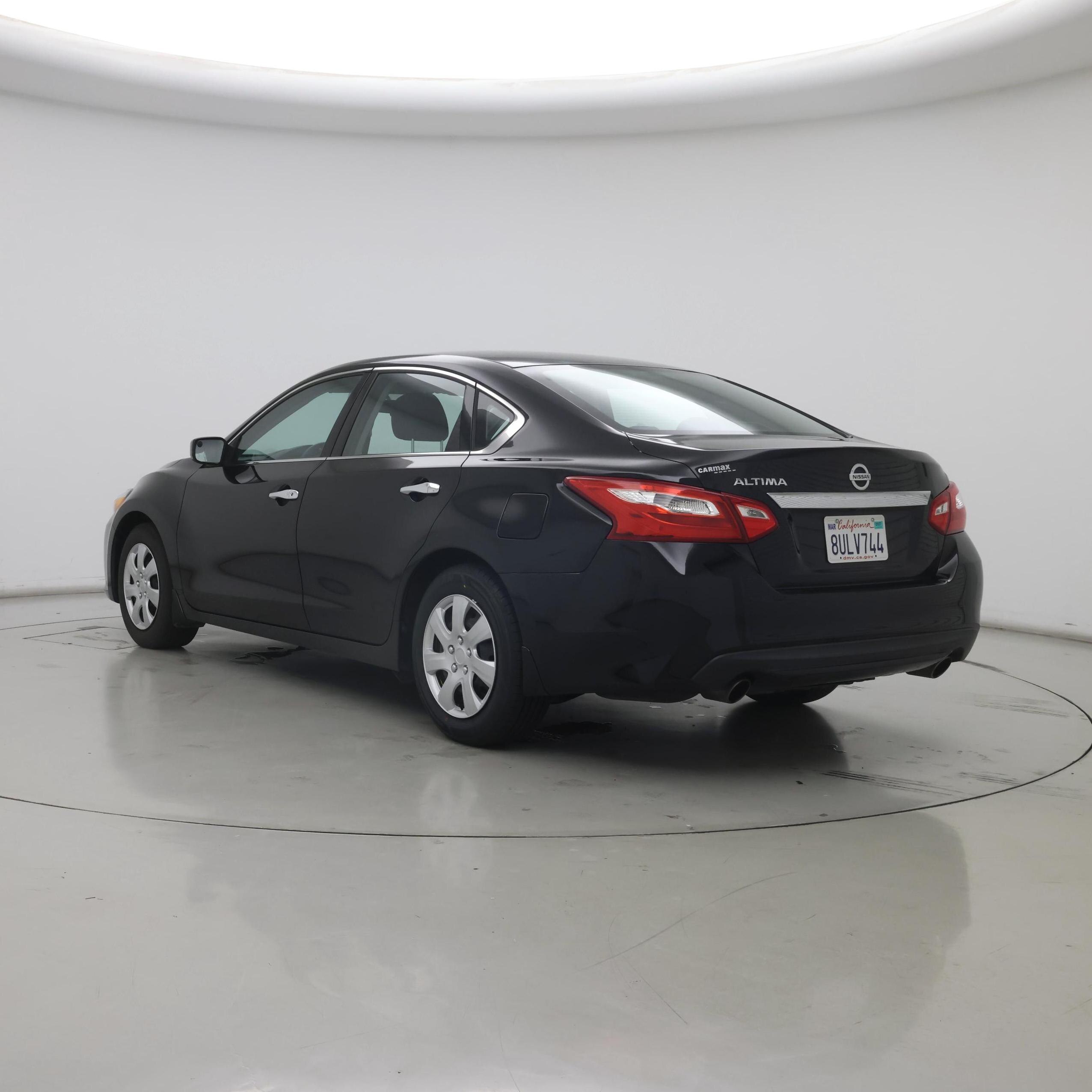 Thumbnail: 2016 Nissan Altima - 2