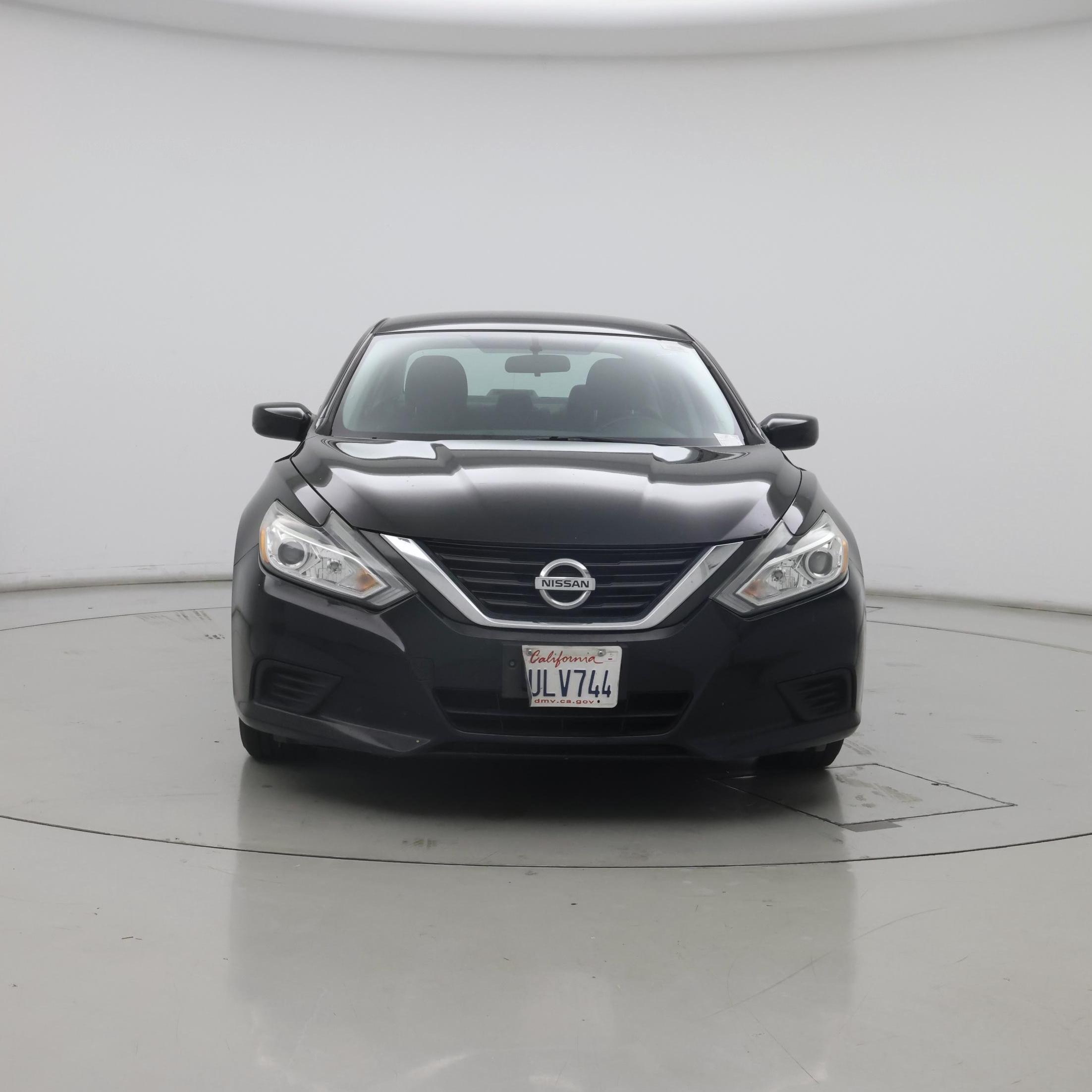Thumbnail: 2016 Nissan Altima - 5