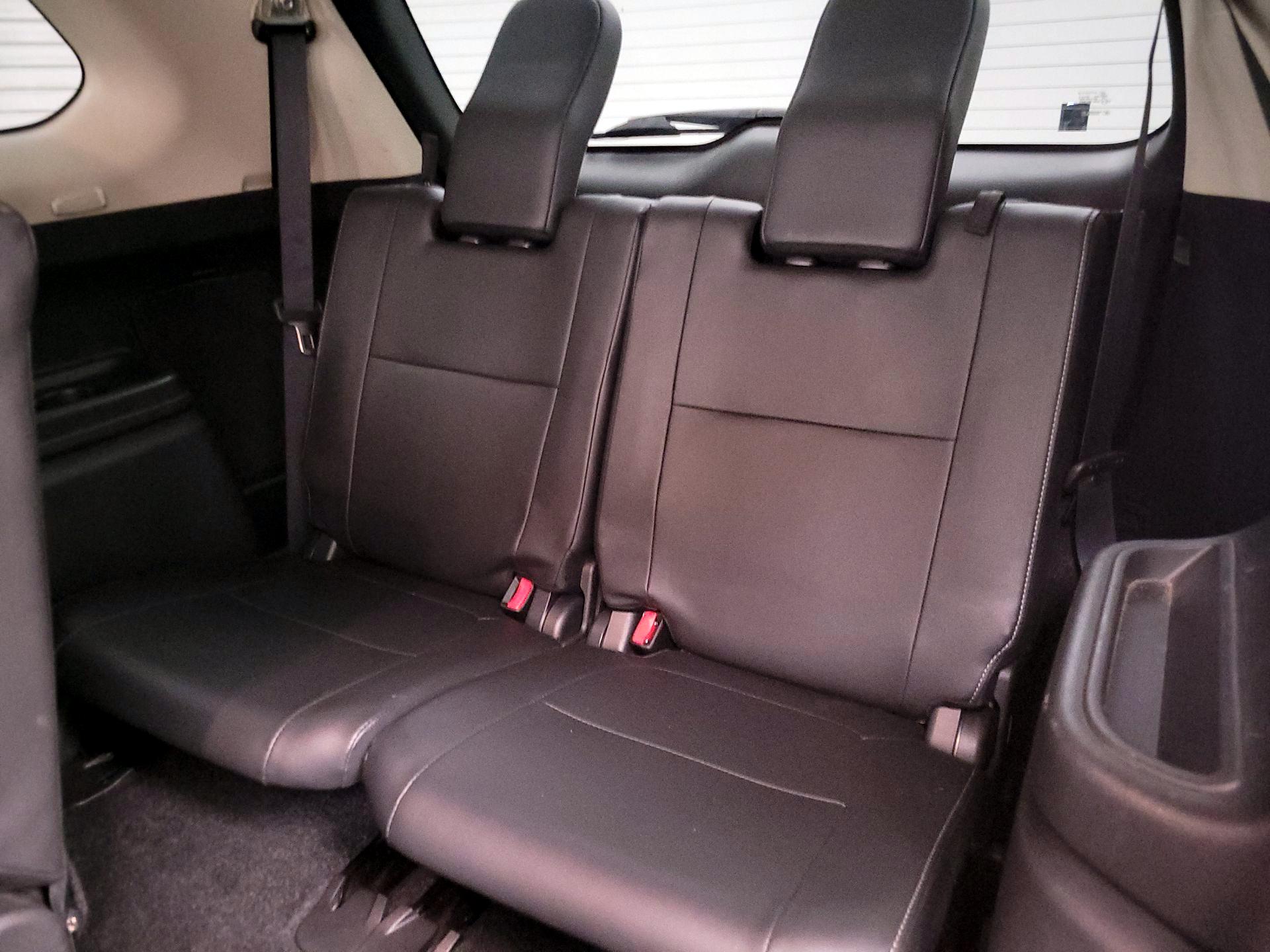 Thumbnail: 2019 Mitsubishi Outlander - 20