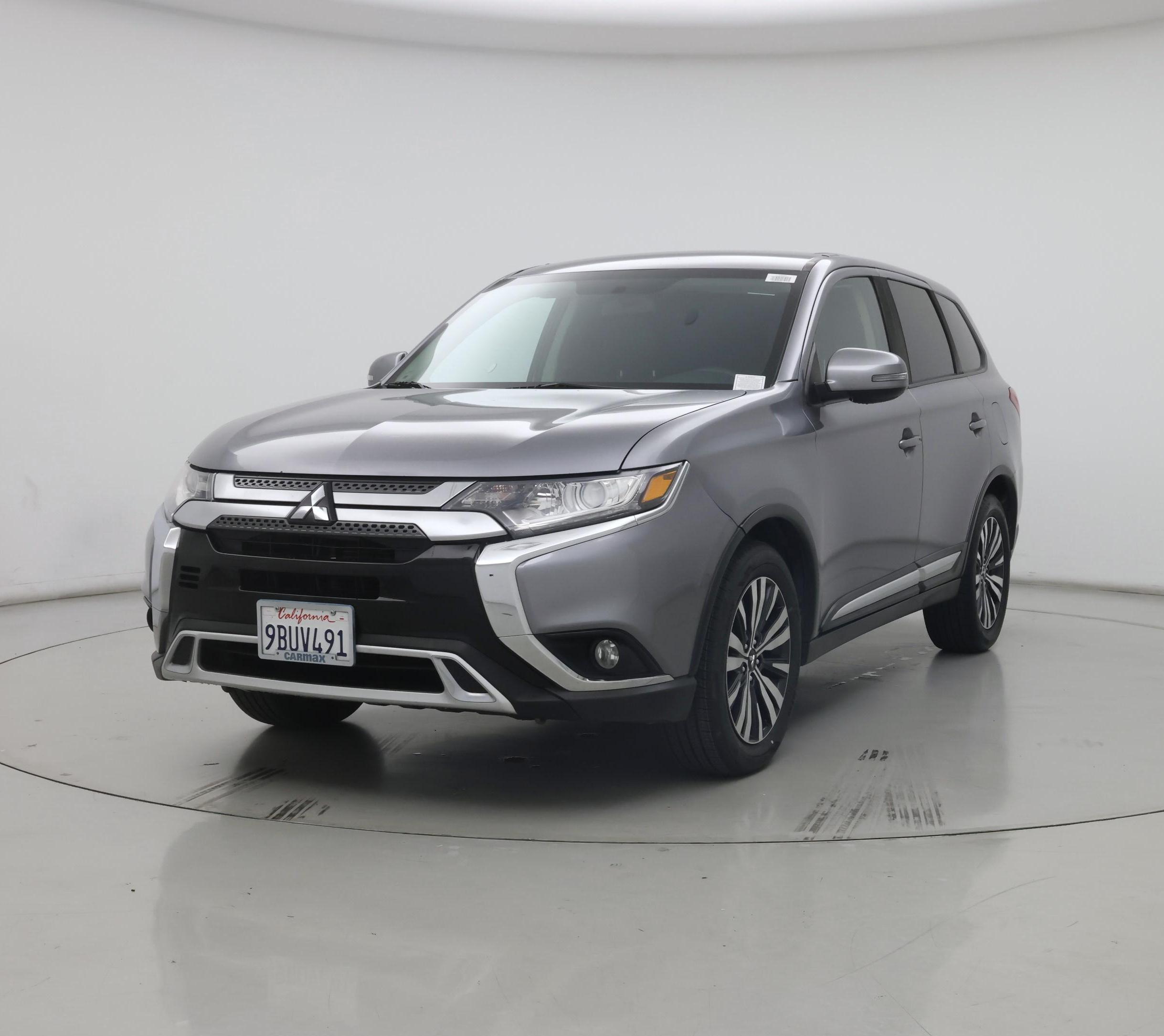 Thumbnail: 2019 Mitsubishi Outlander - 4