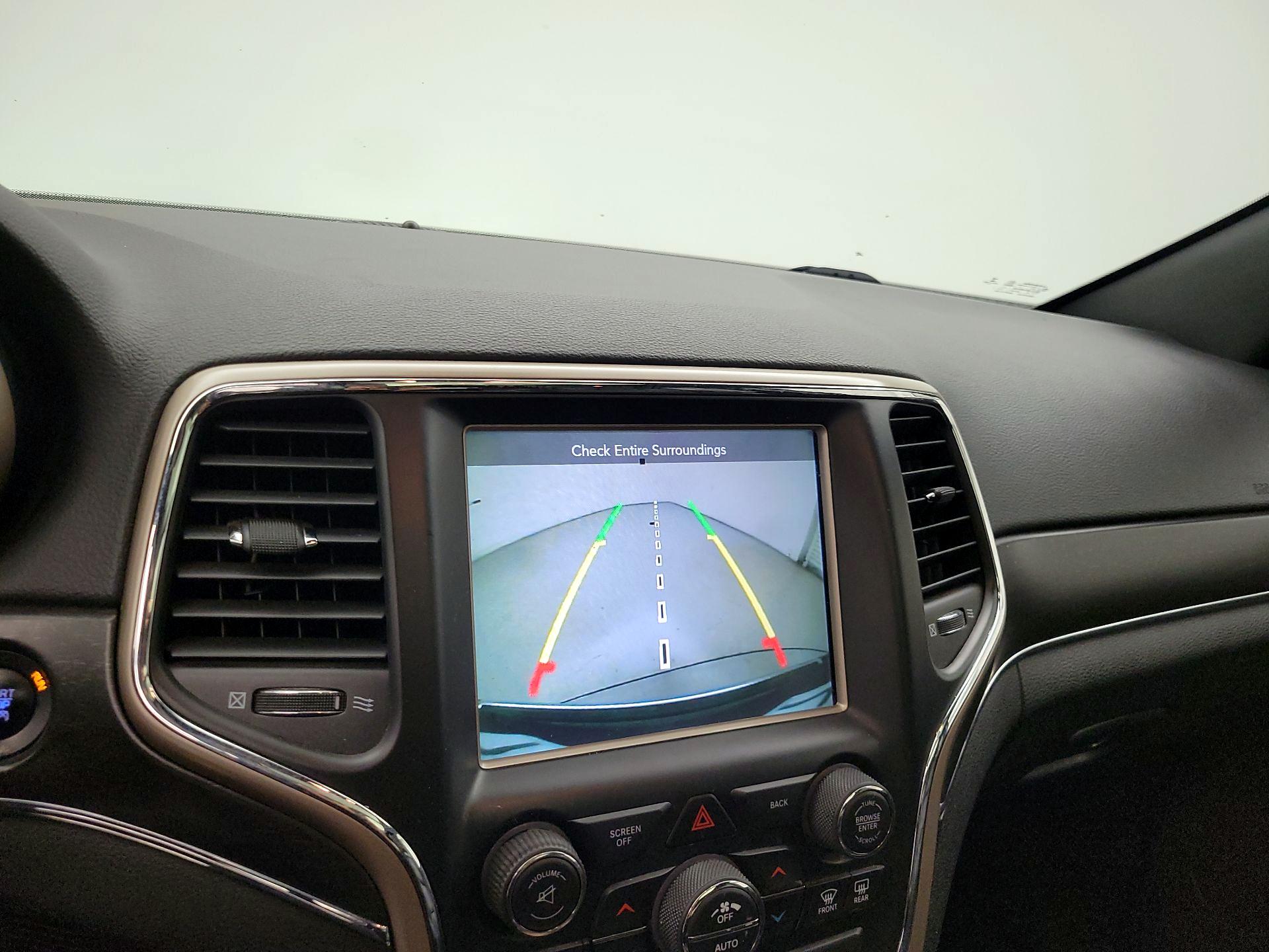 Thumbnail: 2015 Jeep Grand Cherokee - 15