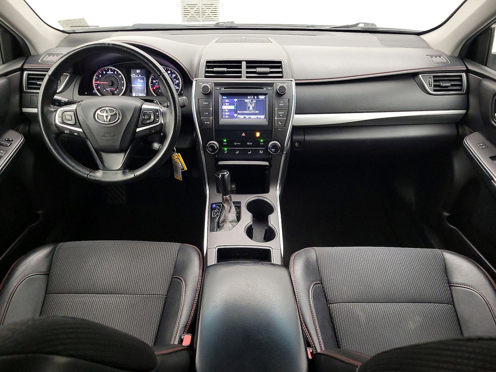 2016 Toyota Camry Special Edition - Photo 10