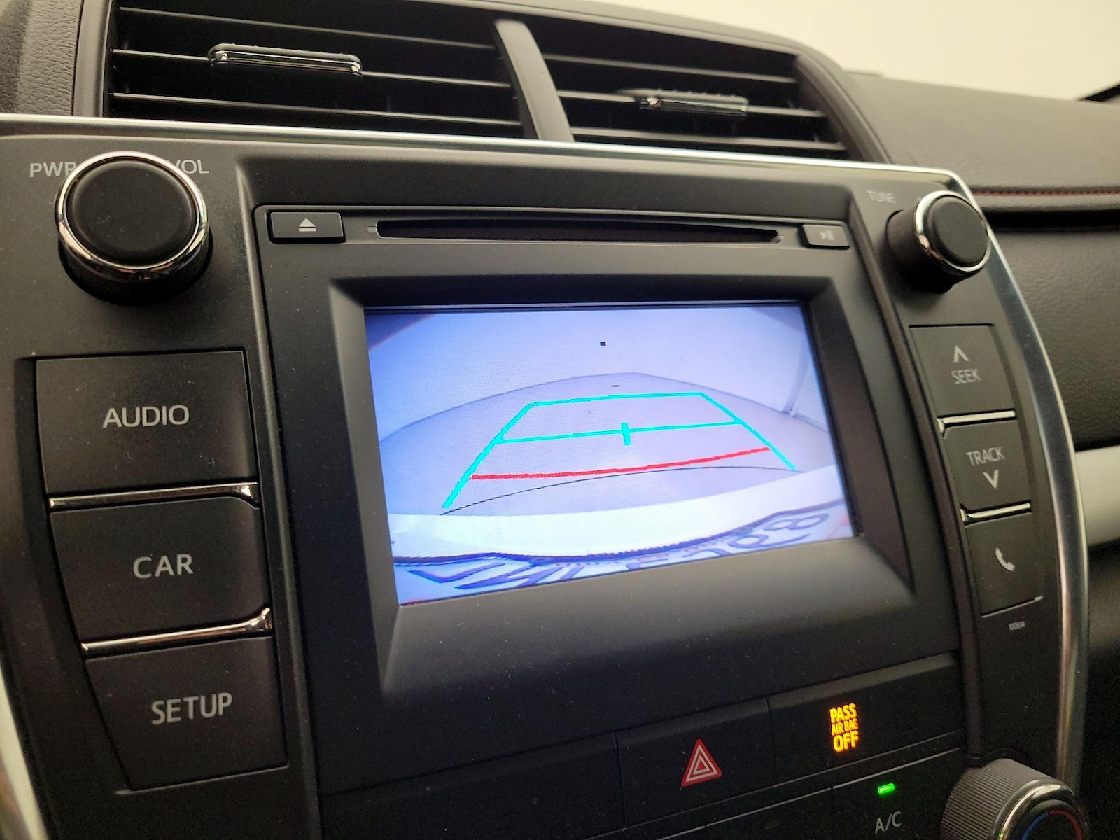 2016 Toyota Camry Special Edition - Photo 15