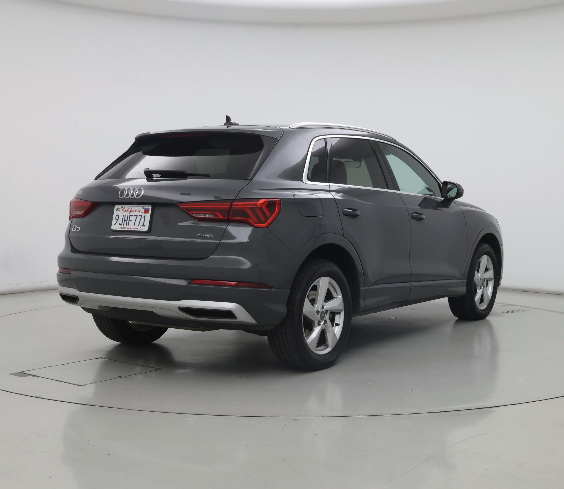 Thumbnail: 2020 Audi Q3 - 8