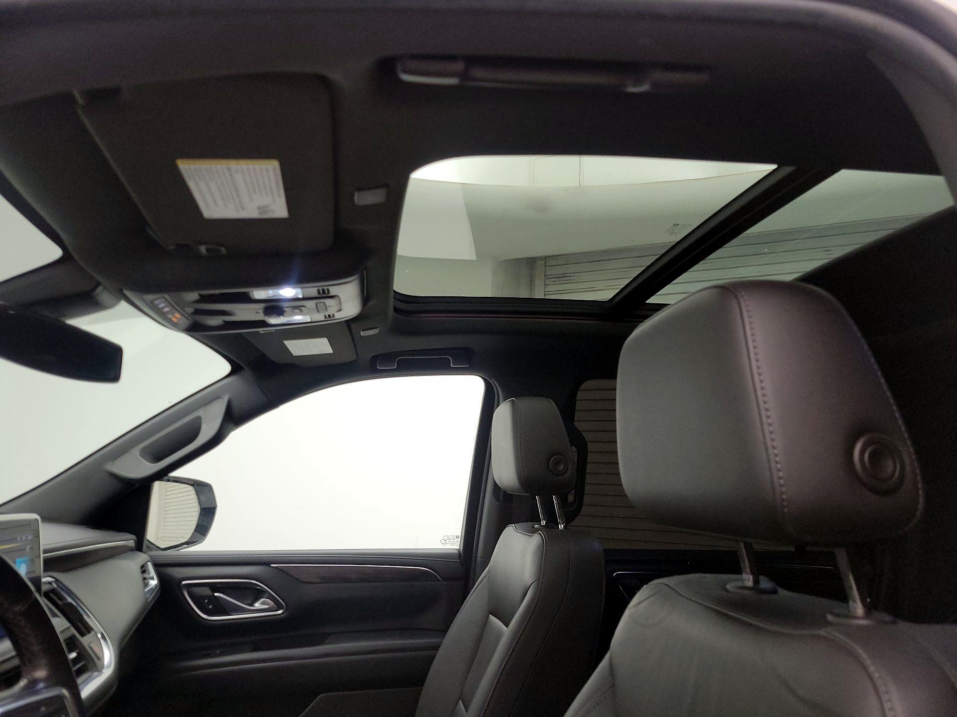 Thumbnail: 2022 Chevrolet Suburban - 19