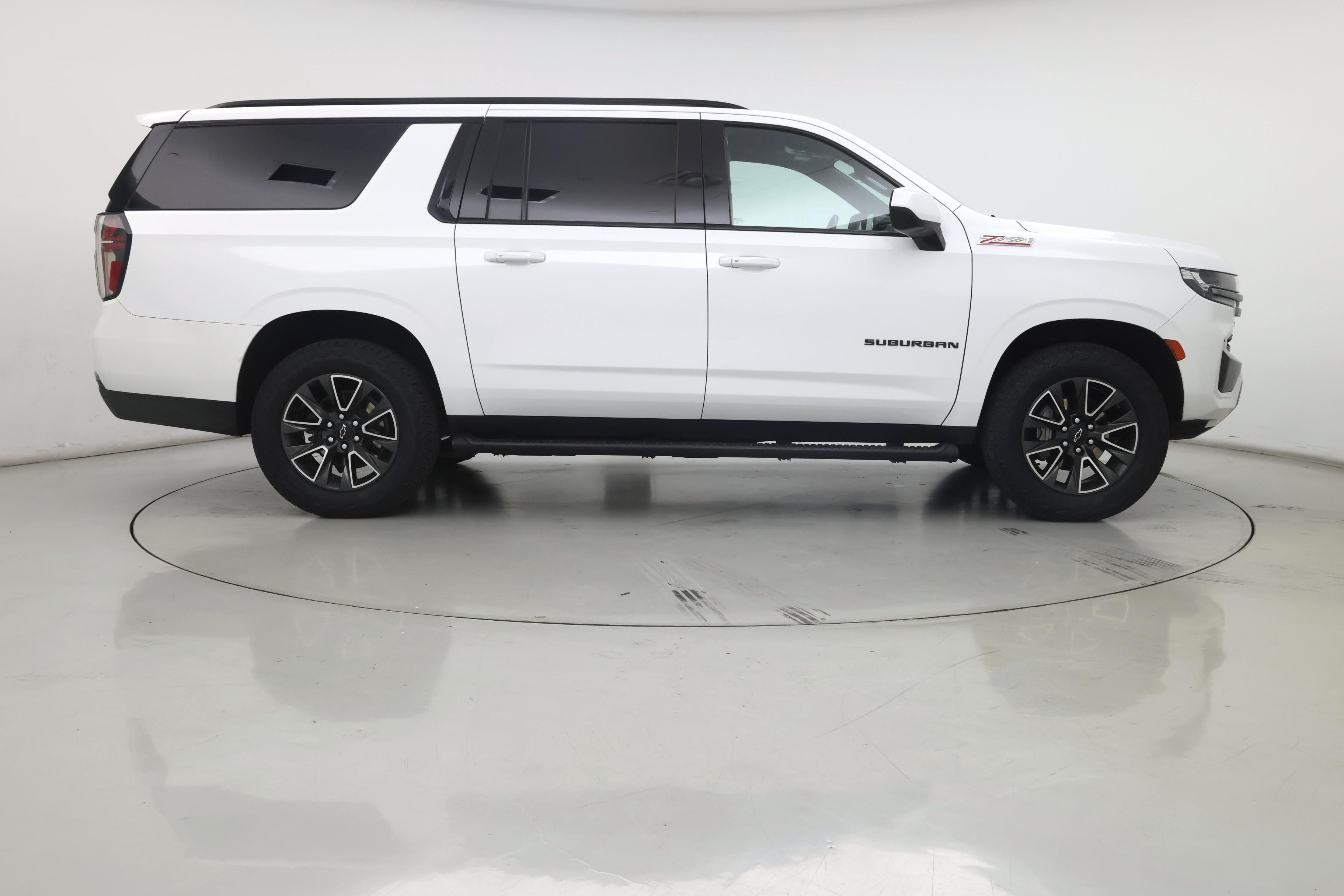 Thumbnail: 2022 Chevrolet Suburban - 7