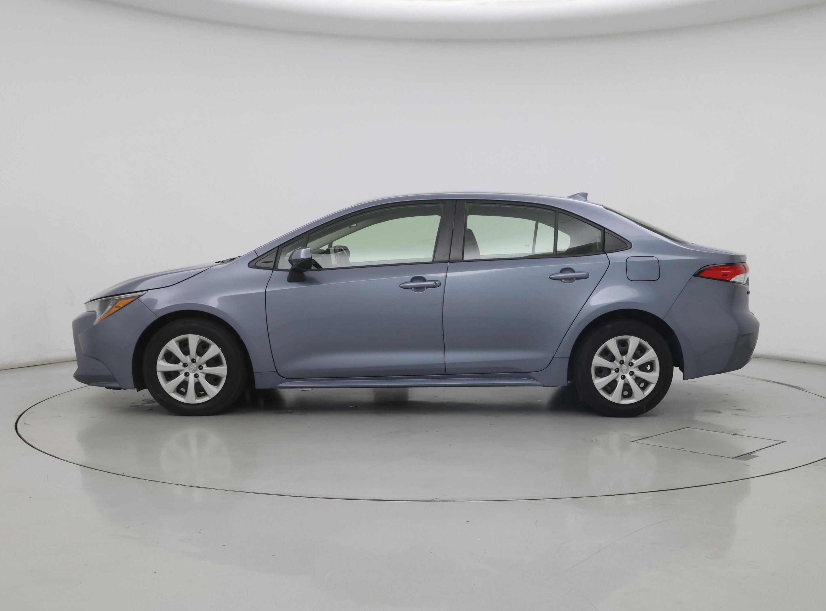 Thumbnail: 2022 Toyota Corolla - 3