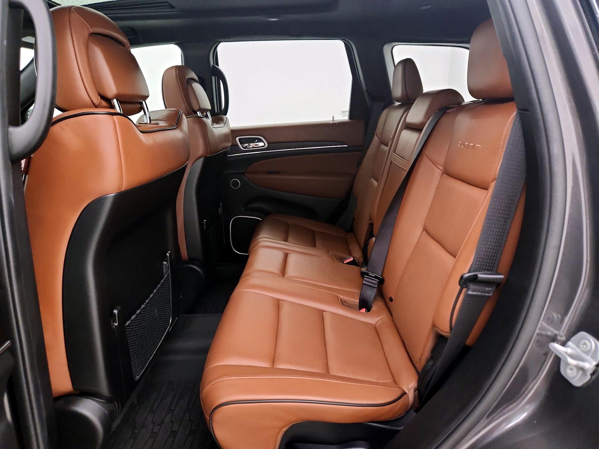 Thumbnail: 2021 Jeep Grand Cherokee - 20
