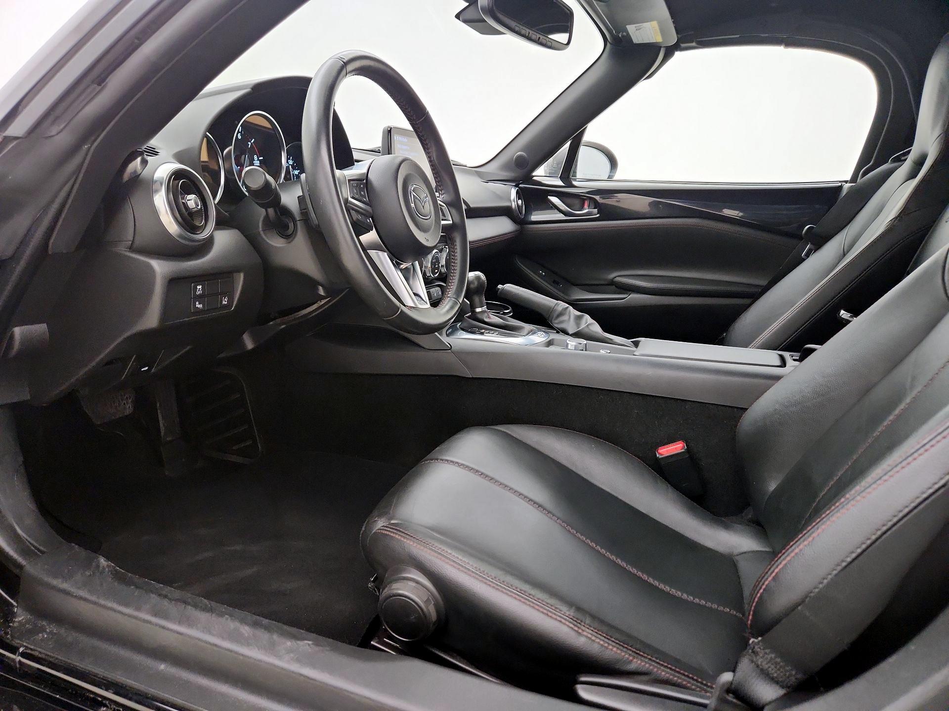 Thumbnail: 2018 Mazda MX-5 Miata - 11