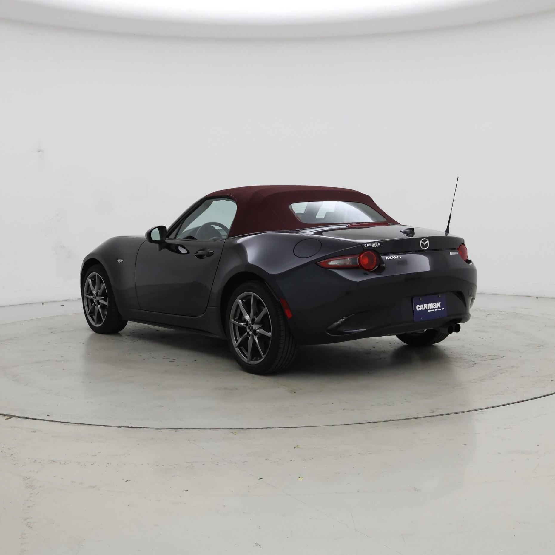 Thumbnail: 2018 Mazda MX-5 Miata - 2