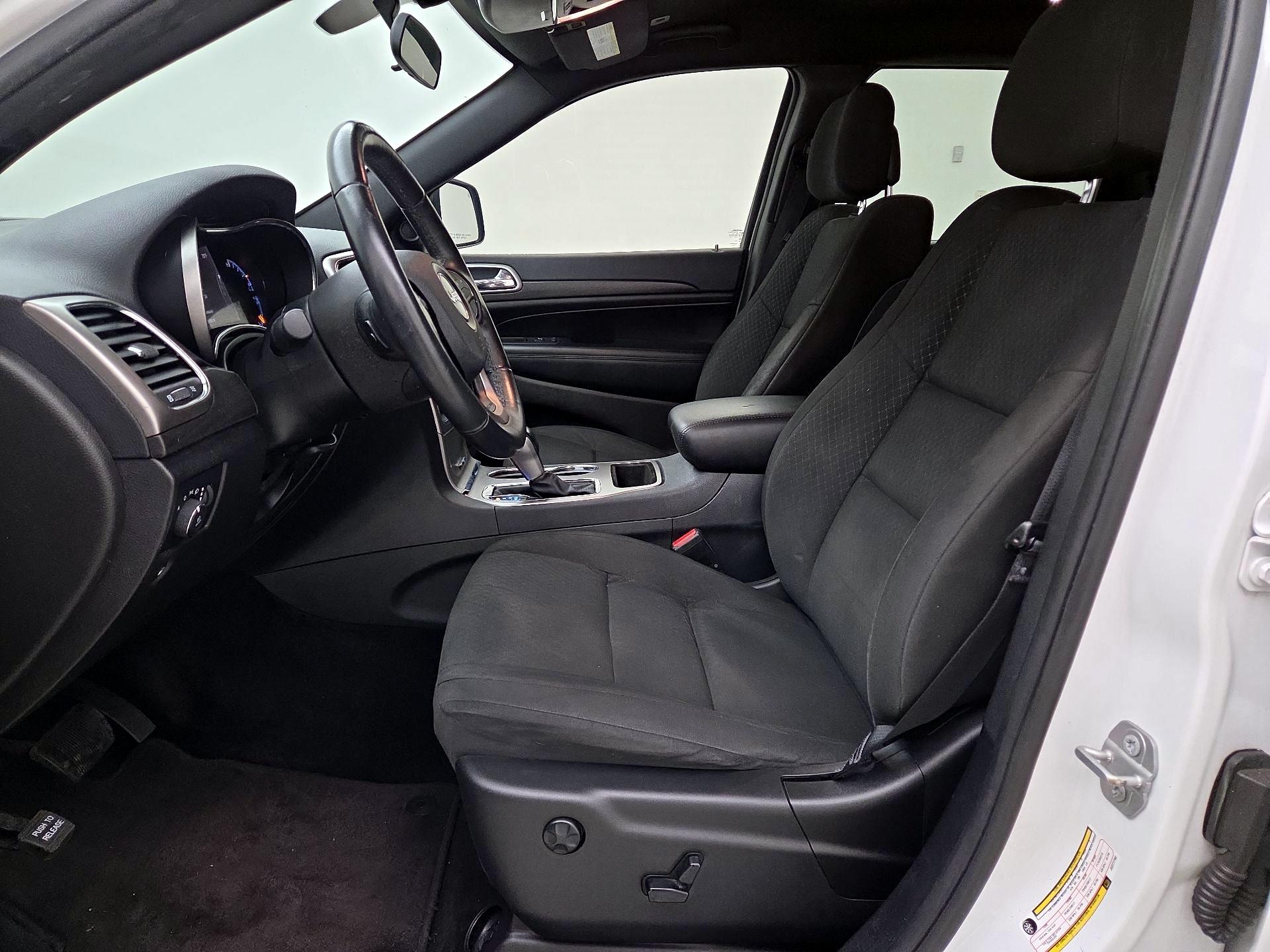 Thumbnail: 2018 Jeep Grand Cherokee - 11