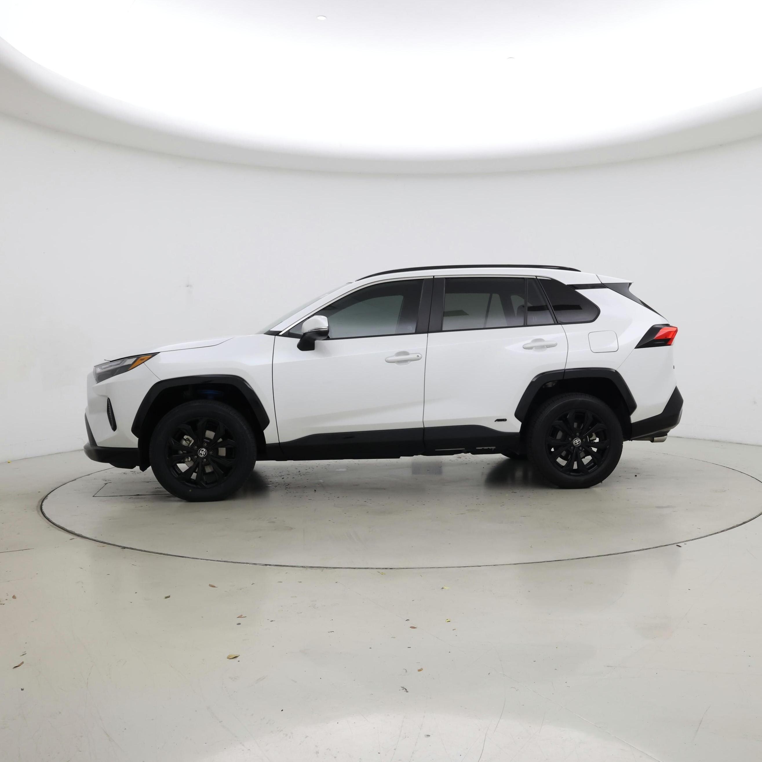 Thumbnail: 2023 Toyota RAV4 - 3