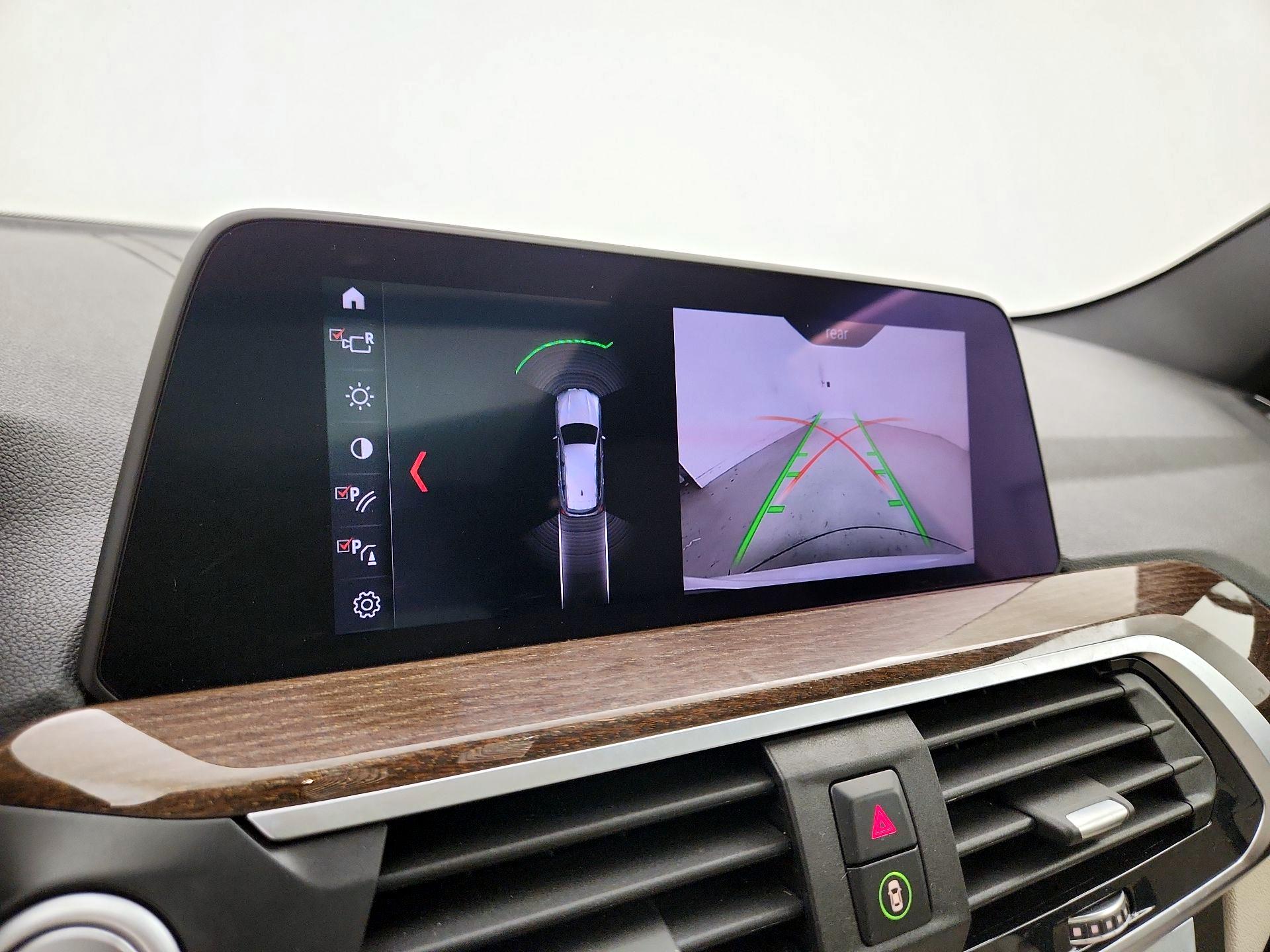 Thumbnail: 2021 BMW X3 - 15