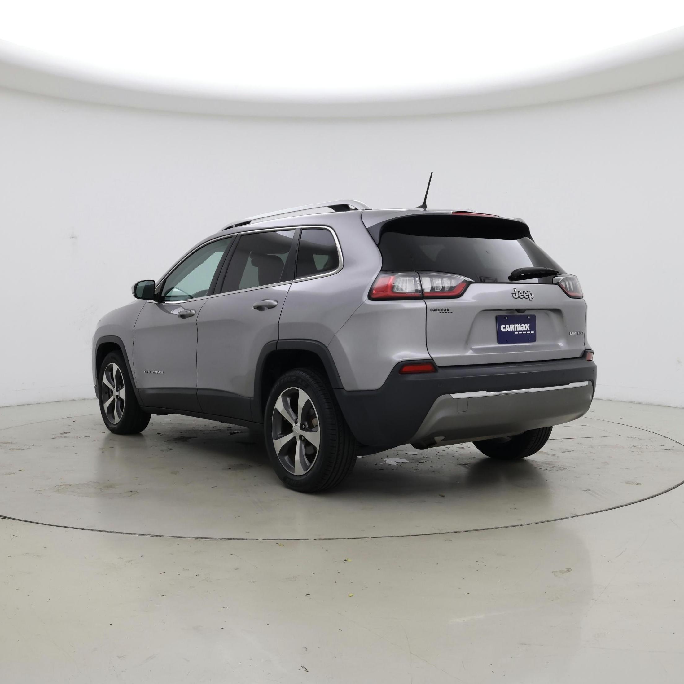 Thumbnail: 2019 Jeep Cherokee - 2