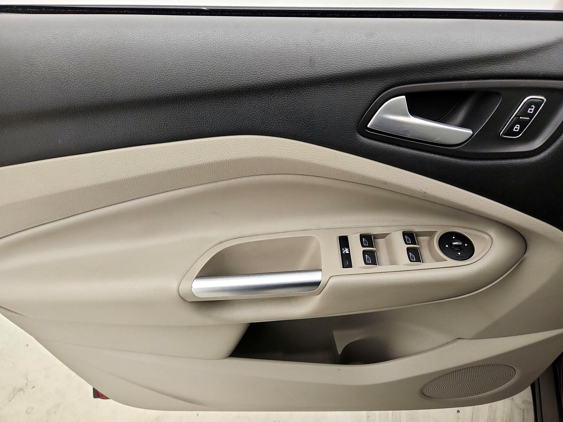 Thumbnail: 2014 Ford Escape - 12