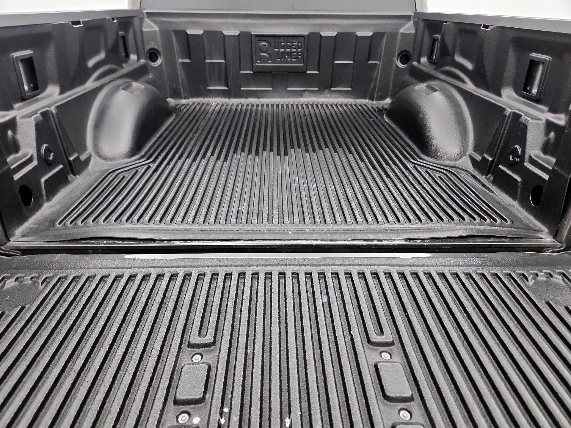 Thumbnail: 2017 Ford F-150 - 20
