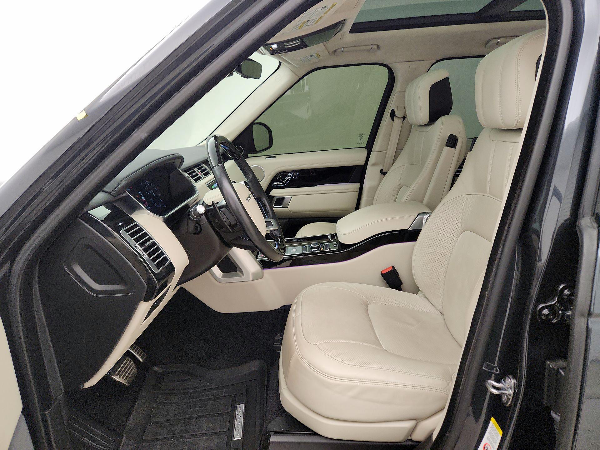 Thumbnail: 2021 Land Rover Range Rover - 11