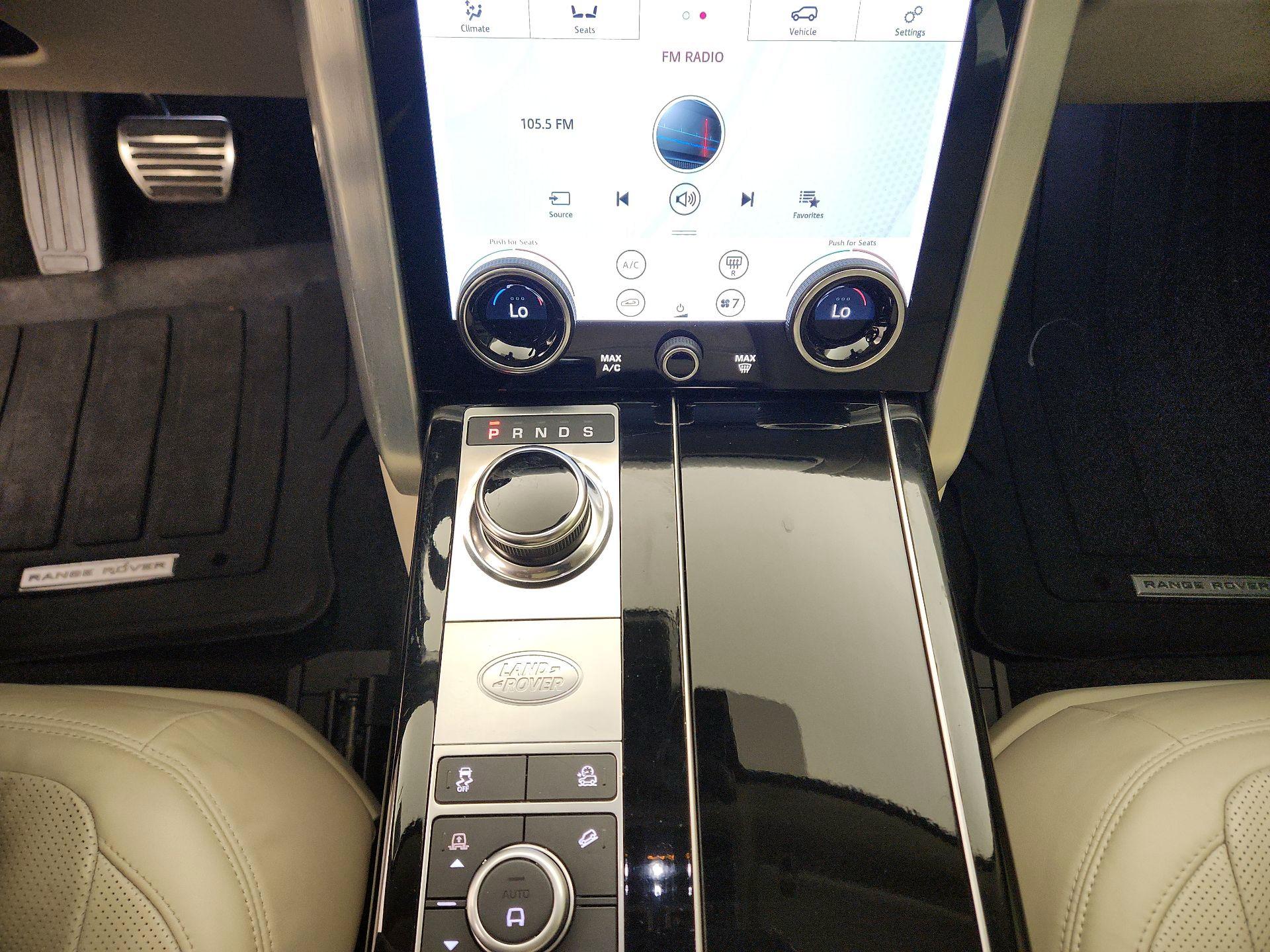Thumbnail: 2021 Land Rover Range Rover - 17