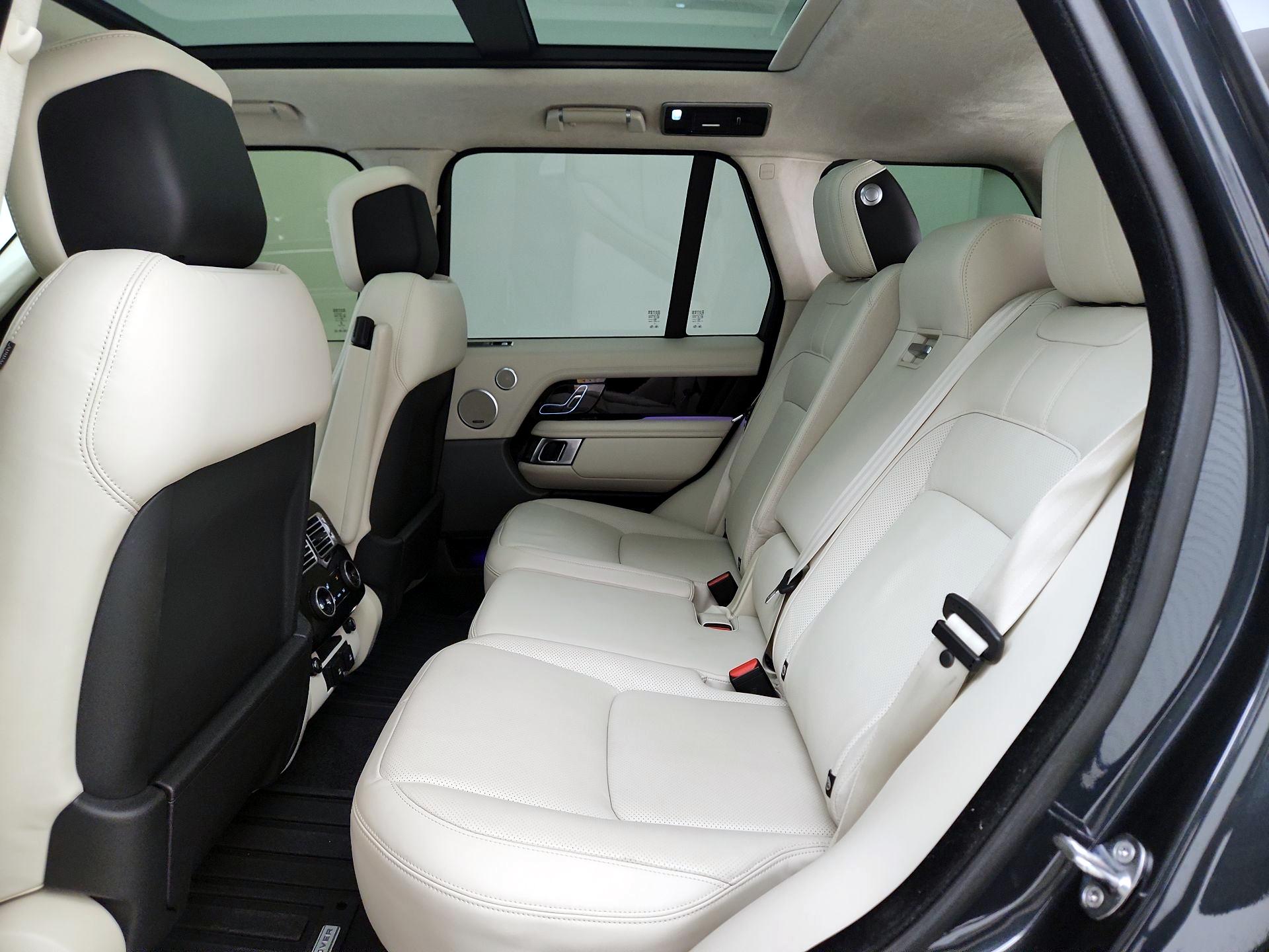 Thumbnail: 2021 Land Rover Range Rover - 20