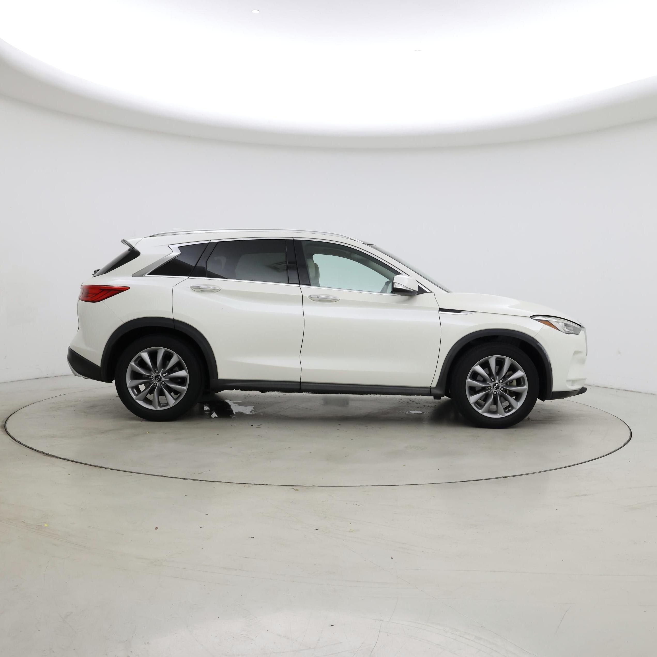 Thumbnail: 2019 INFINITI QX50 - 7