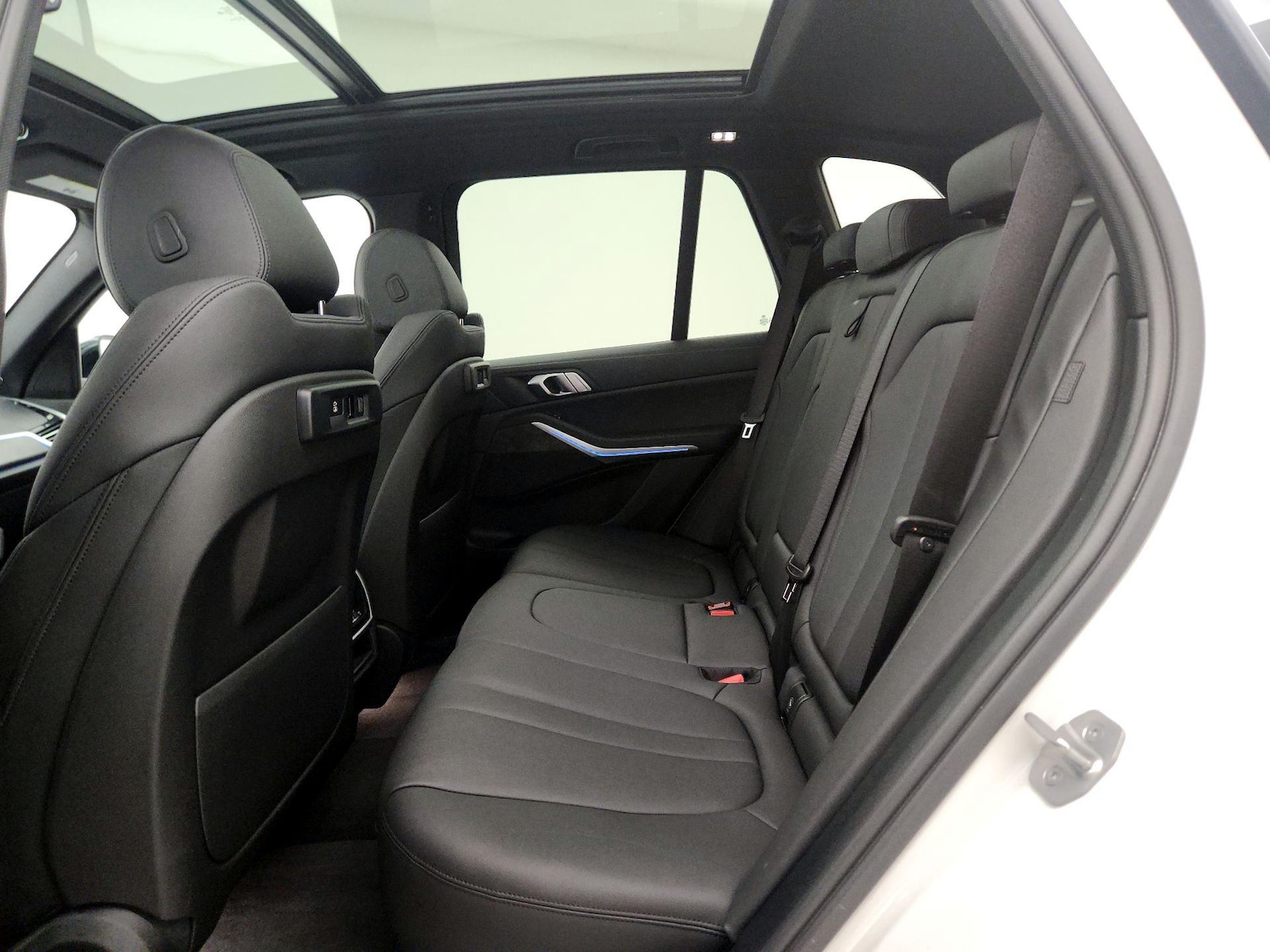 2022 BMW X5 45e - Photo 22