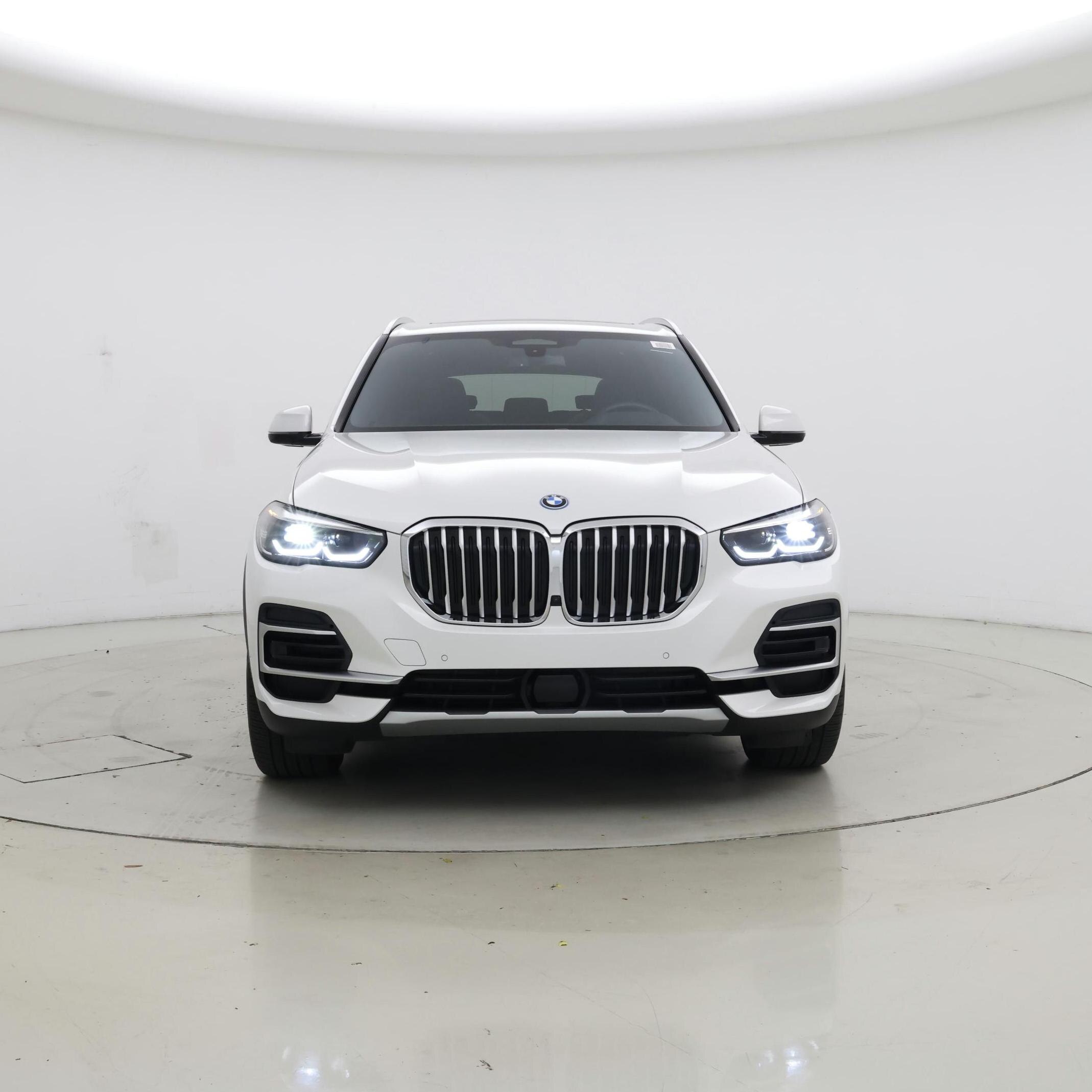 Thumbnail: 2022 BMW X5 - 5