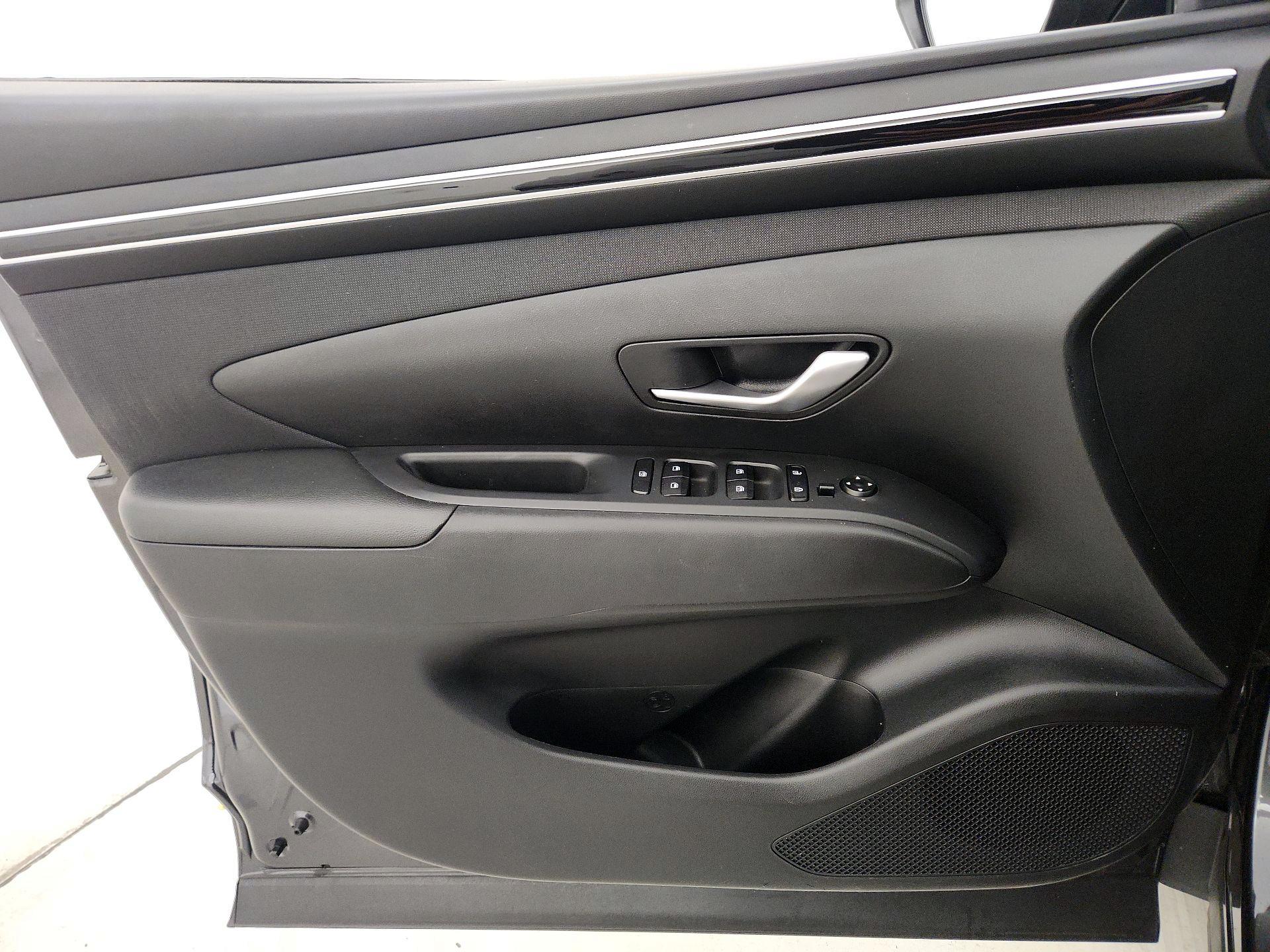 Thumbnail: 2023 Hyundai Tucson - 12