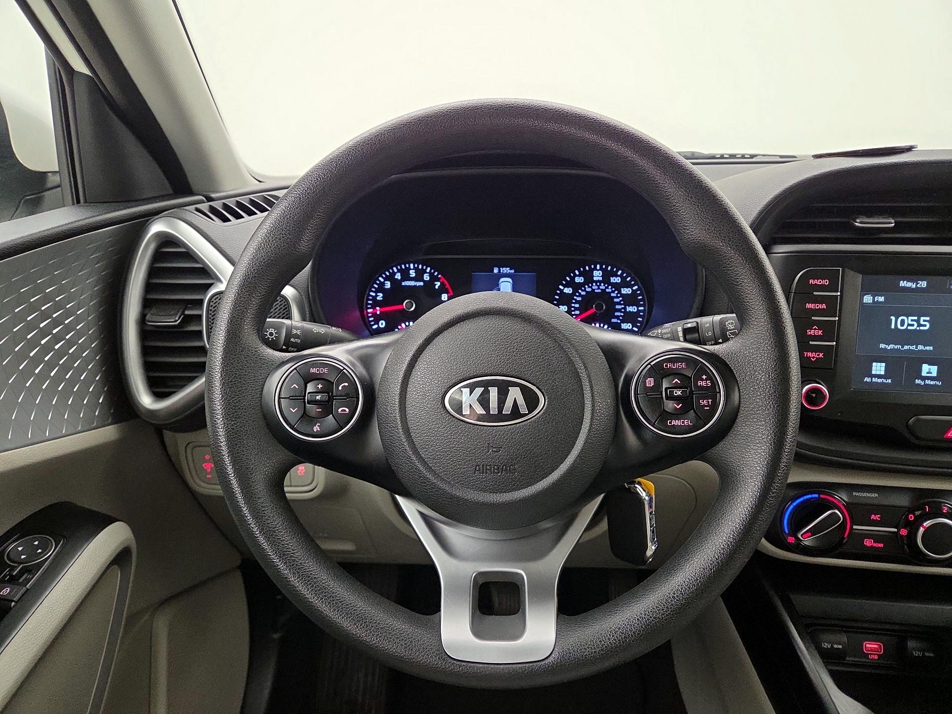 Thumbnail: 2020 Kia Soul - 10