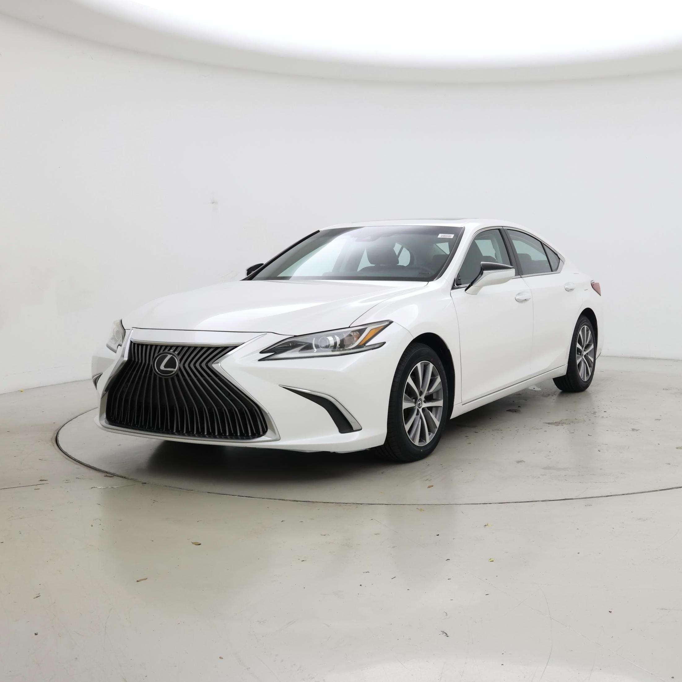 Thumbnail: 2021 Lexus ES - 4