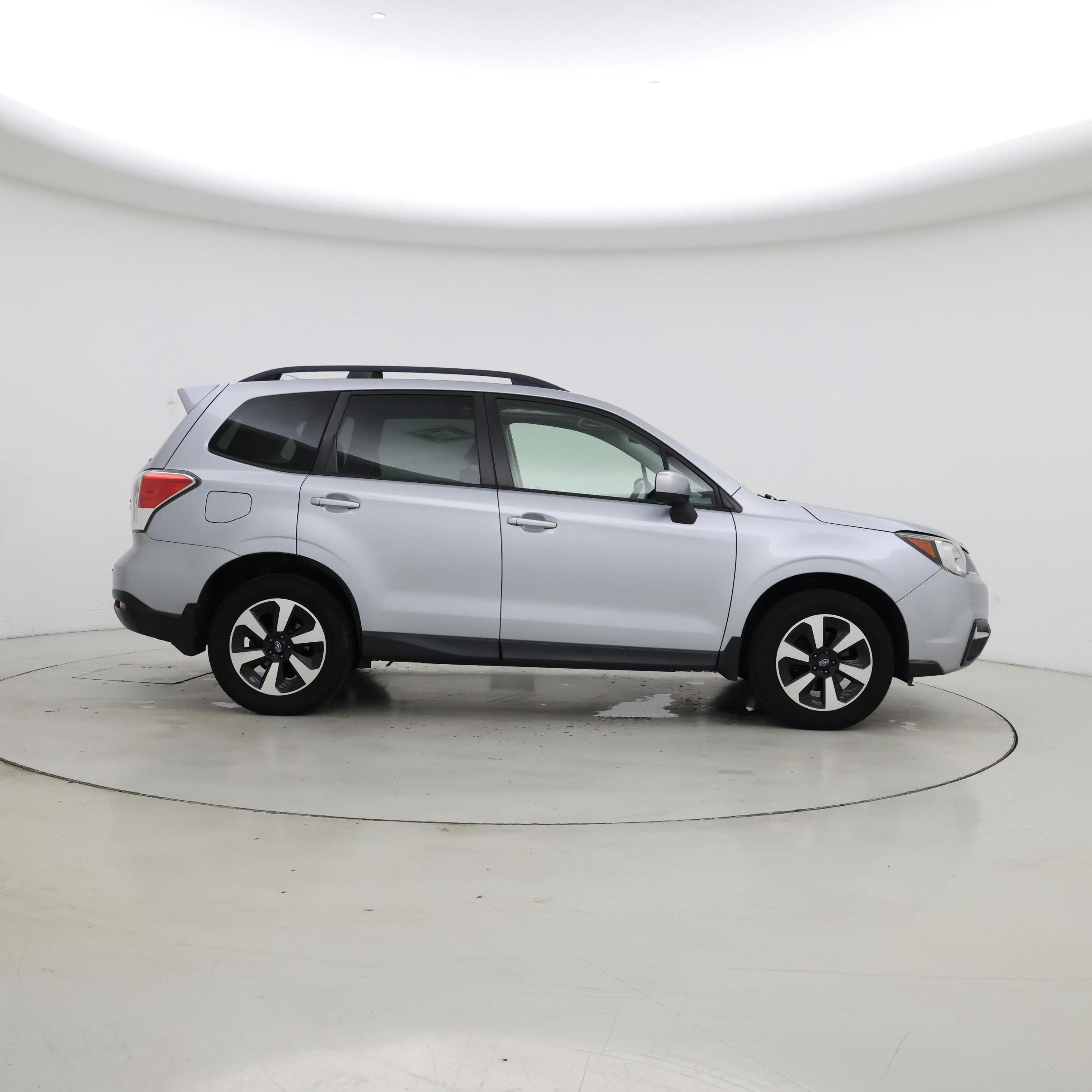 Thumbnail: 2017 Subaru Forester - 7